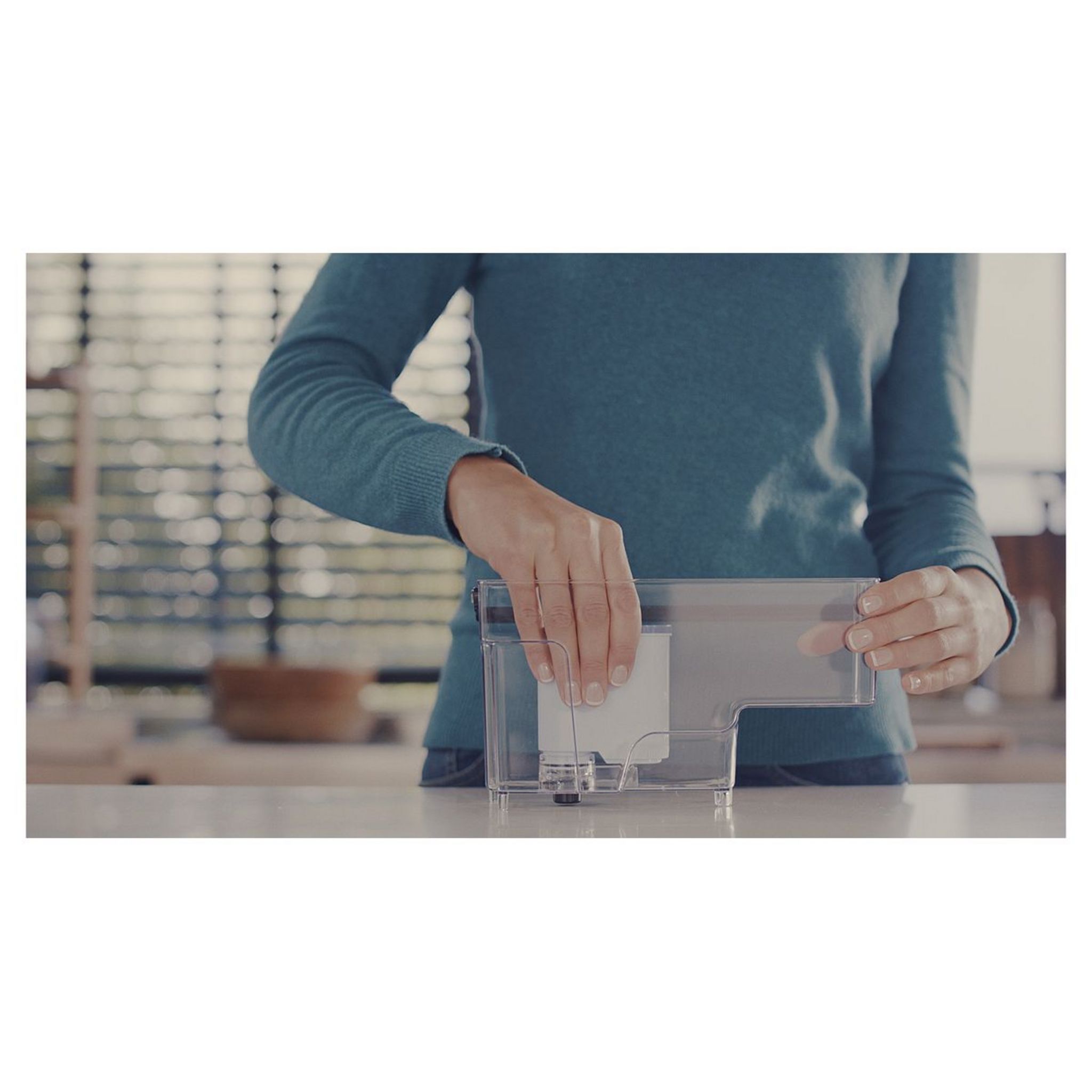 Voir la diapositive 2 : PHILIPS Filtre à eau et calcaire CA6903/10