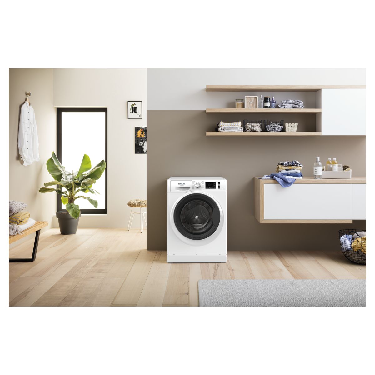 Voir la diapositive 3 : HOTPOINT Lave linge hublot NAM111044WMFRN, 10 kg, 1400 T/min, 
