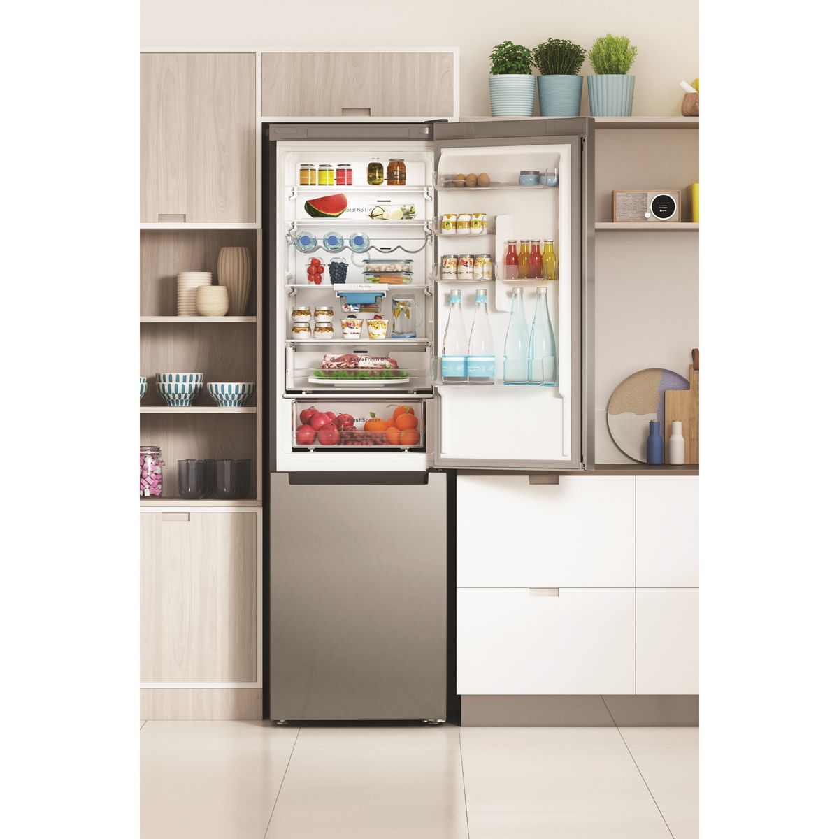 Voir la diapositive 2 : INDESIT Réfrigérateur combiné INFC9T032X, 367 L, Froid ventilé No frost