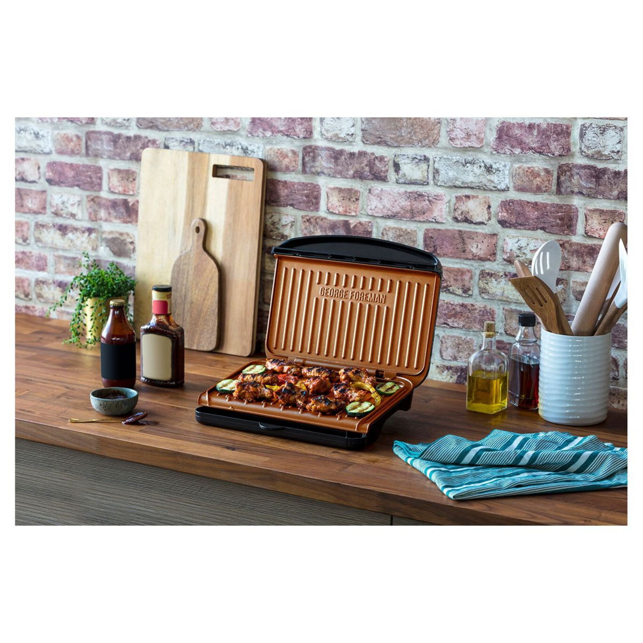 Voir la diapositive 4 : GEORGE FOREMAN Grill viande 25811-56 - Noir