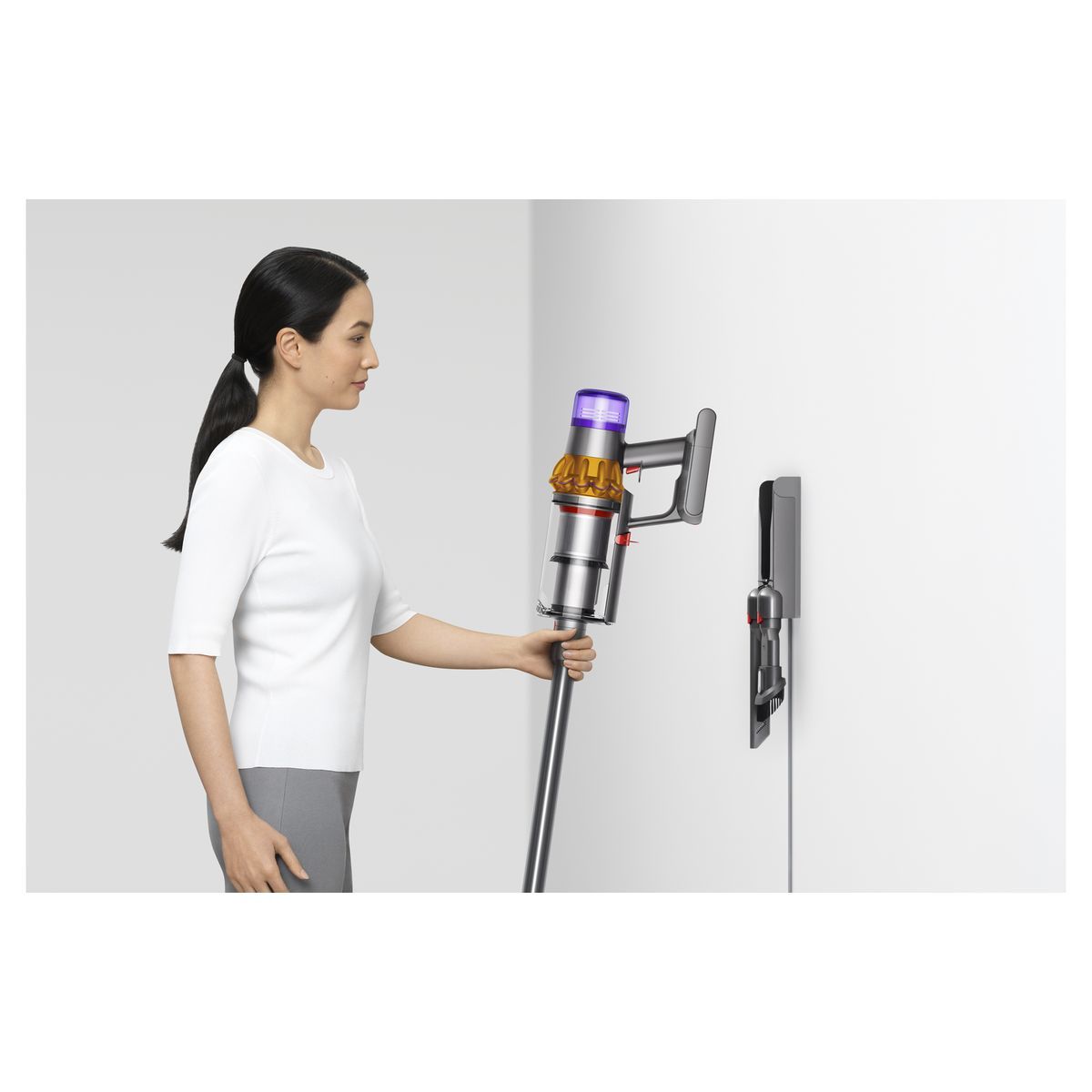 DYSON Aspirateur balai V15 detect absolute - Gris
