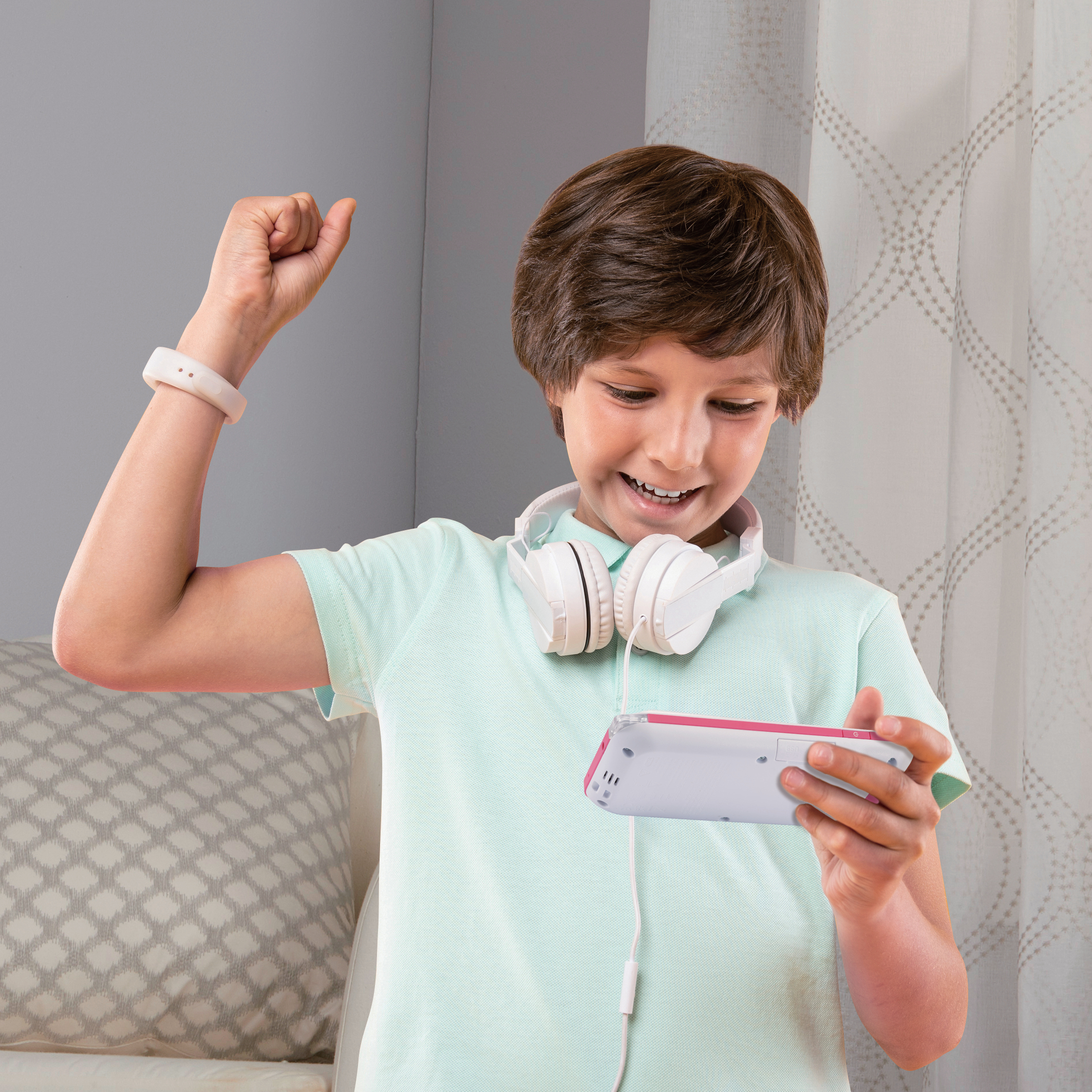 Voir la diapositive 6 : VTECH KidiCom Advance 3.0 - Blanc et Rose