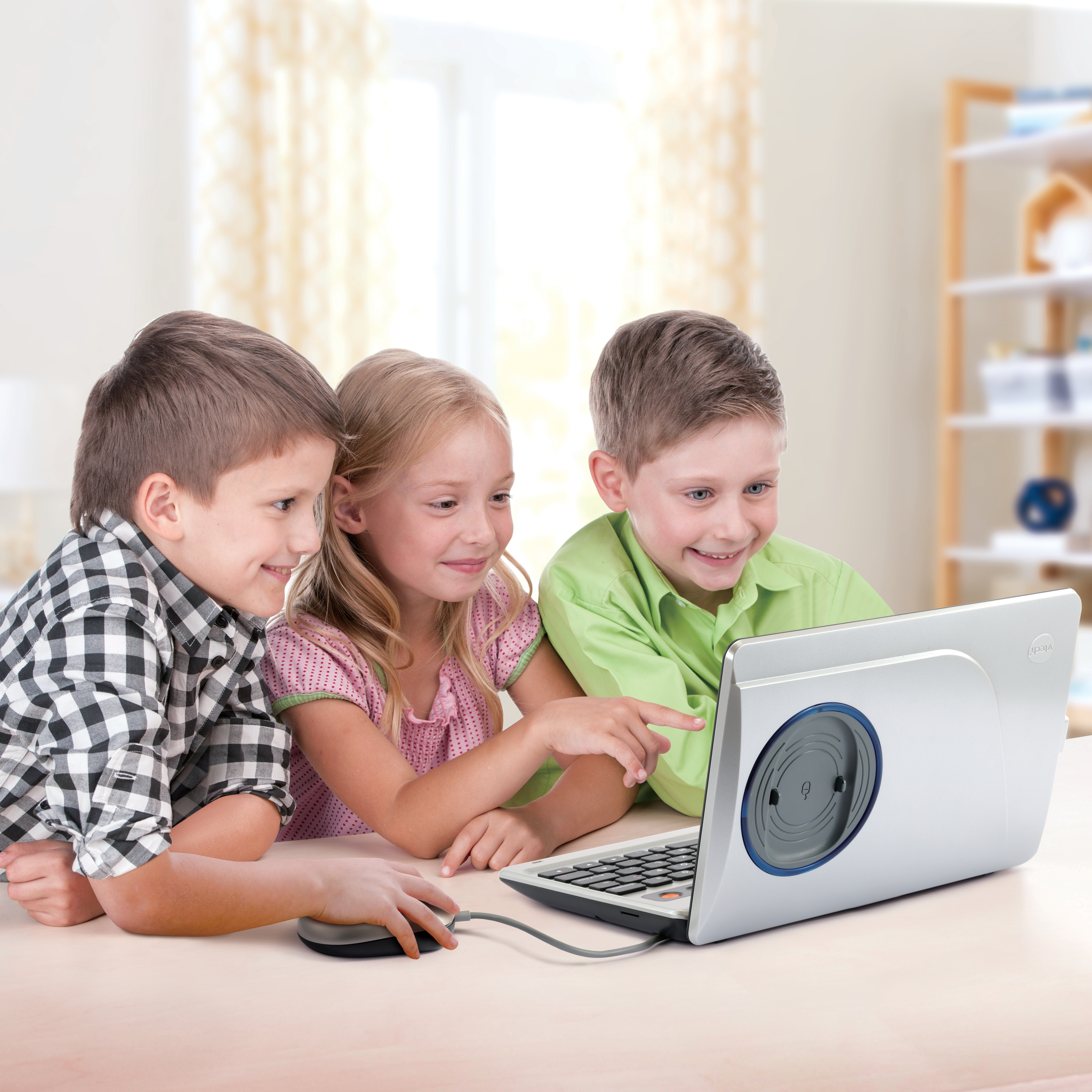 Voir la diapositive 11 : VTECH Genio, mon 1er vrai ordi