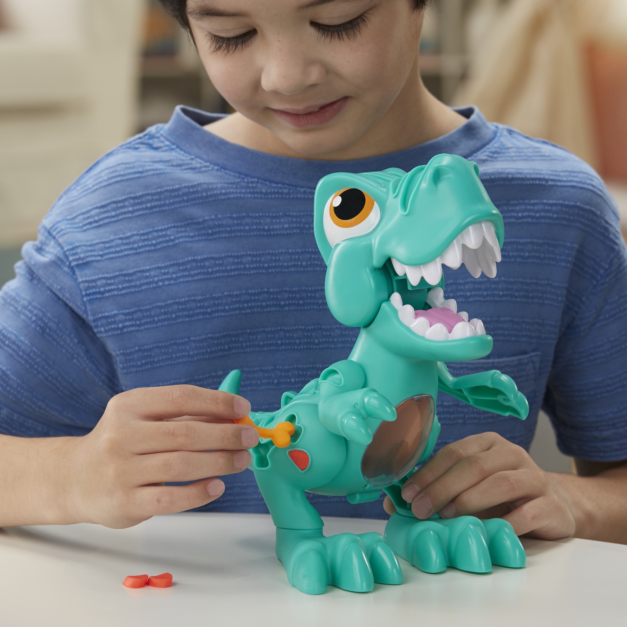 Voir la diapositive 6 : HASBRO Pâte à modeler Croque Dino