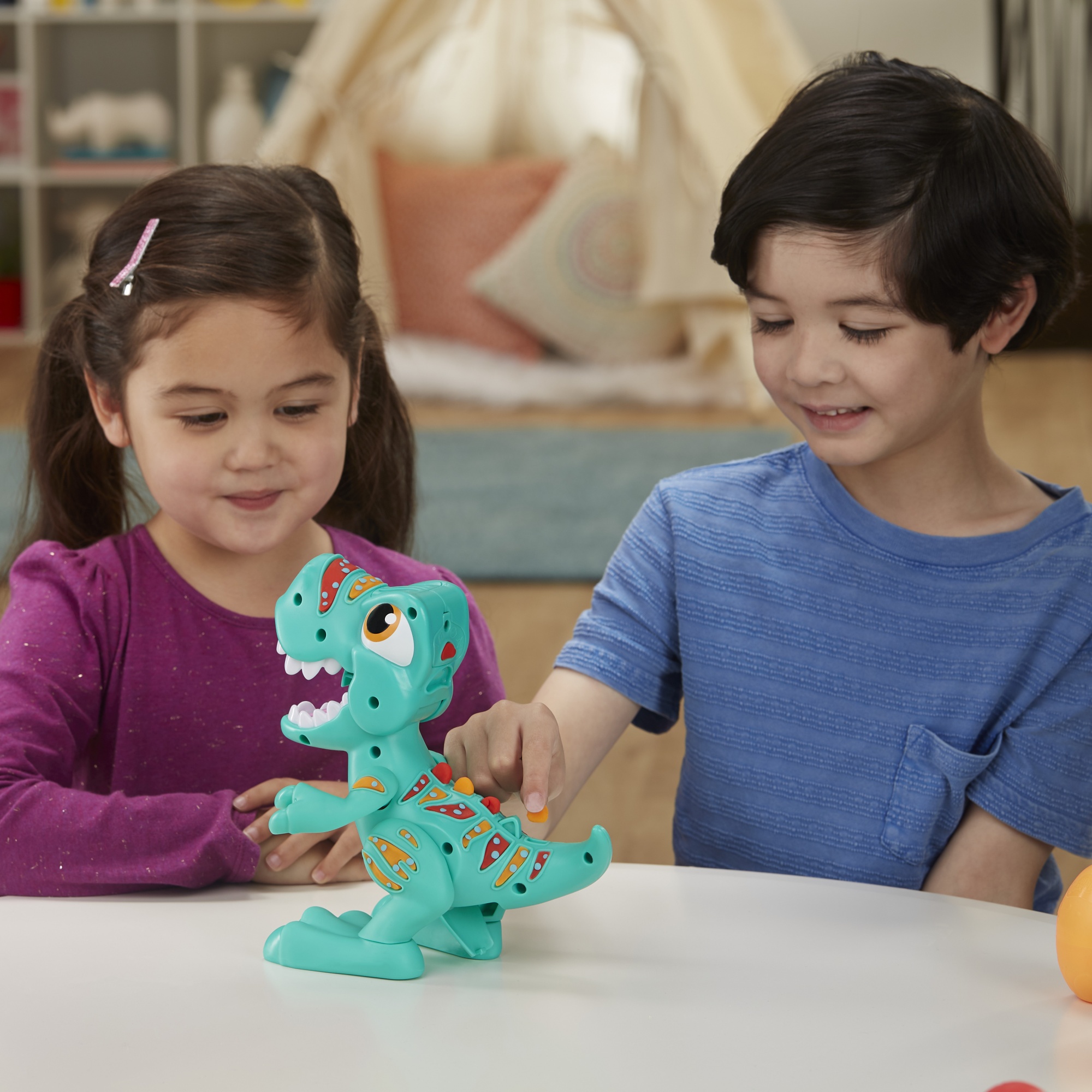 Voir la diapositive 8 : HASBRO Pâte à modeler Croque Dino