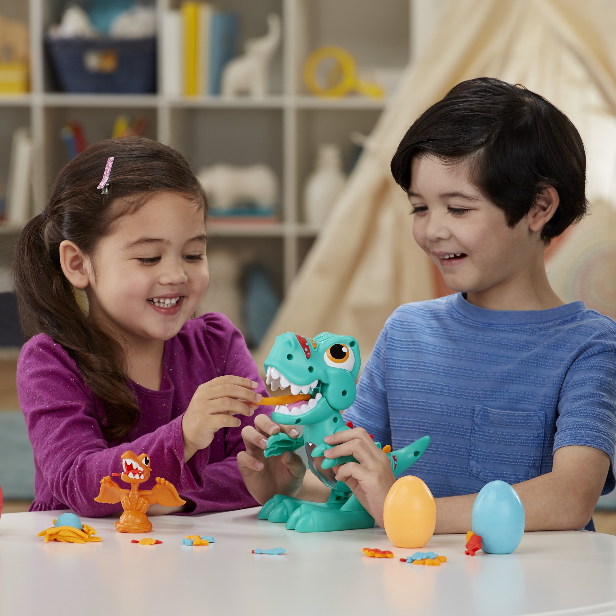 Voir la diapositive 9 : HASBRO Pâte à modeler Croque Dino