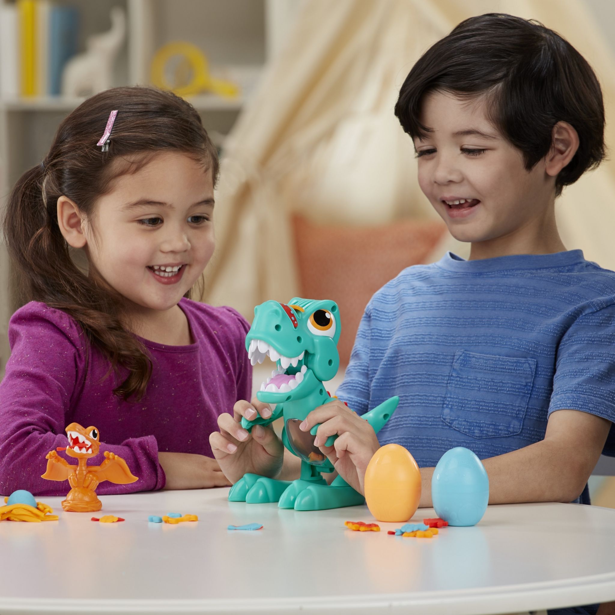 Voir la diapositive 10 : HASBRO Pâte à modeler Croque Dino