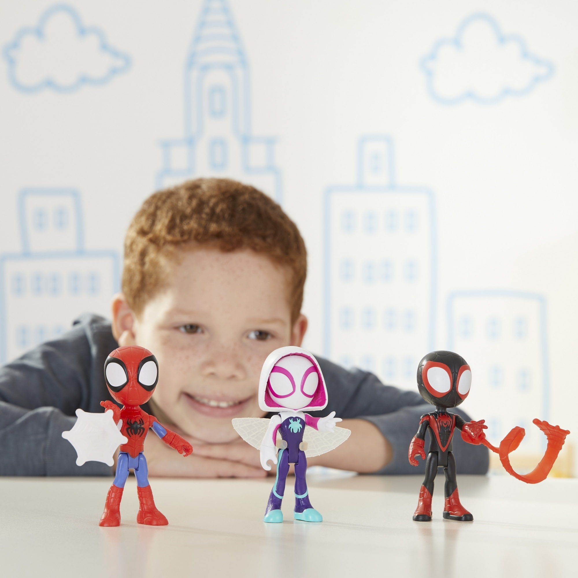 Voir la diapositive 10 : HASBRO Figurine Spidey ans the Amazing Friends