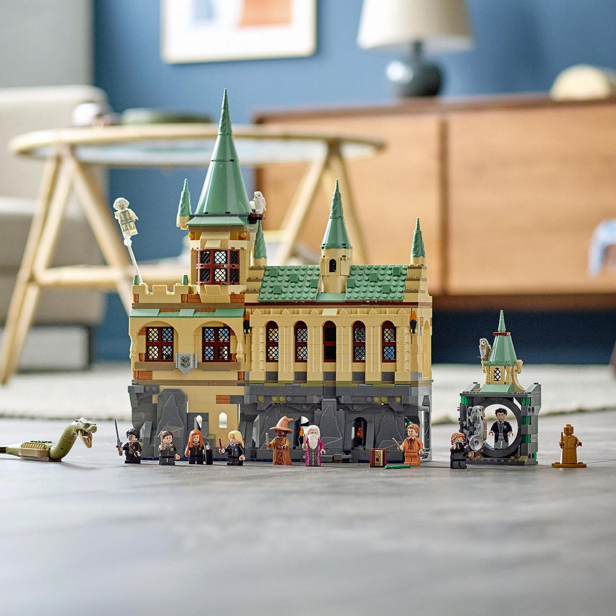Voir la diapositive 3 : LEGO Harry Potter 76389 - Chambre des secrets de Poudlard
