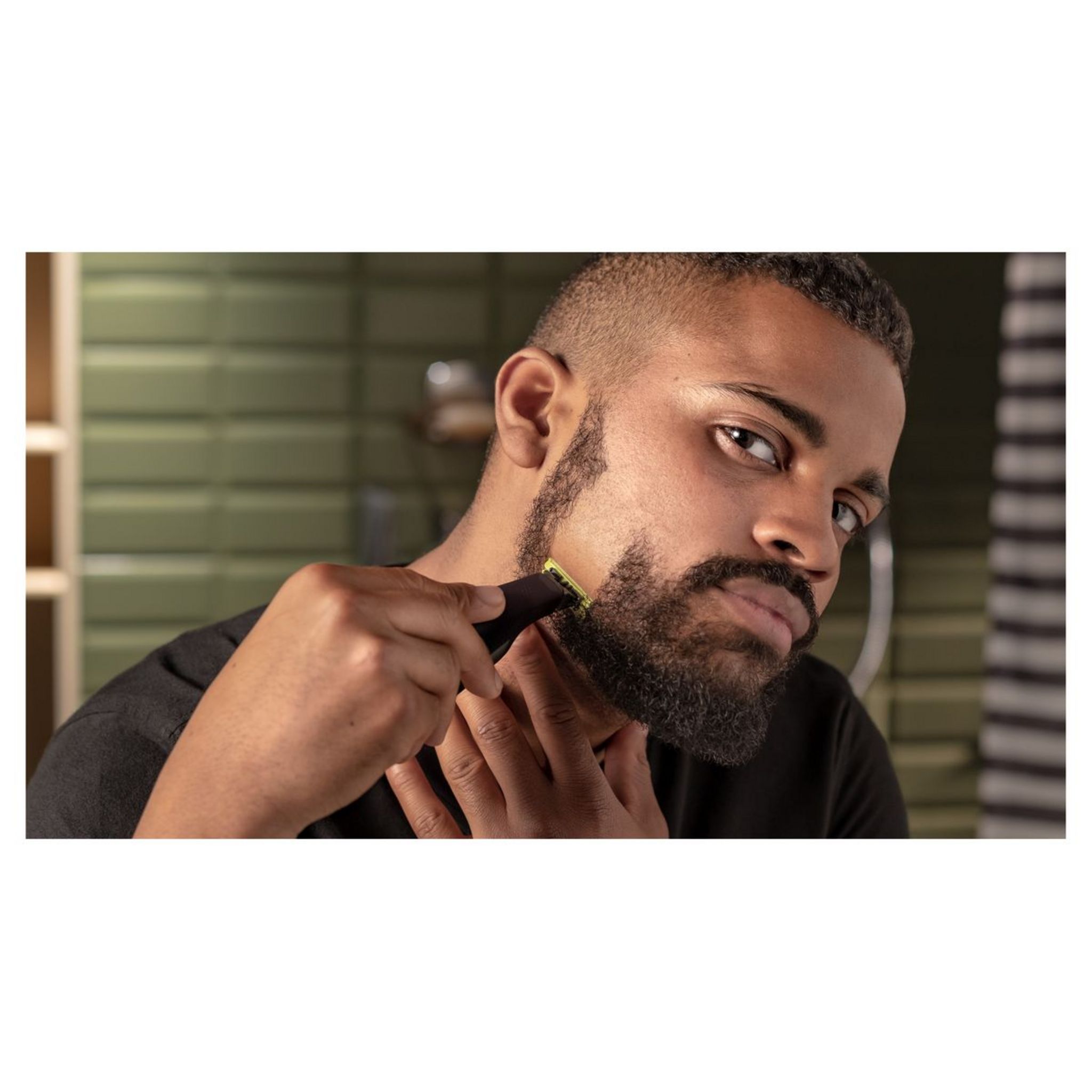 Voir la diapositive 3 : PHILIPS Tondeuse visage et corps QP6550/16 - Gris