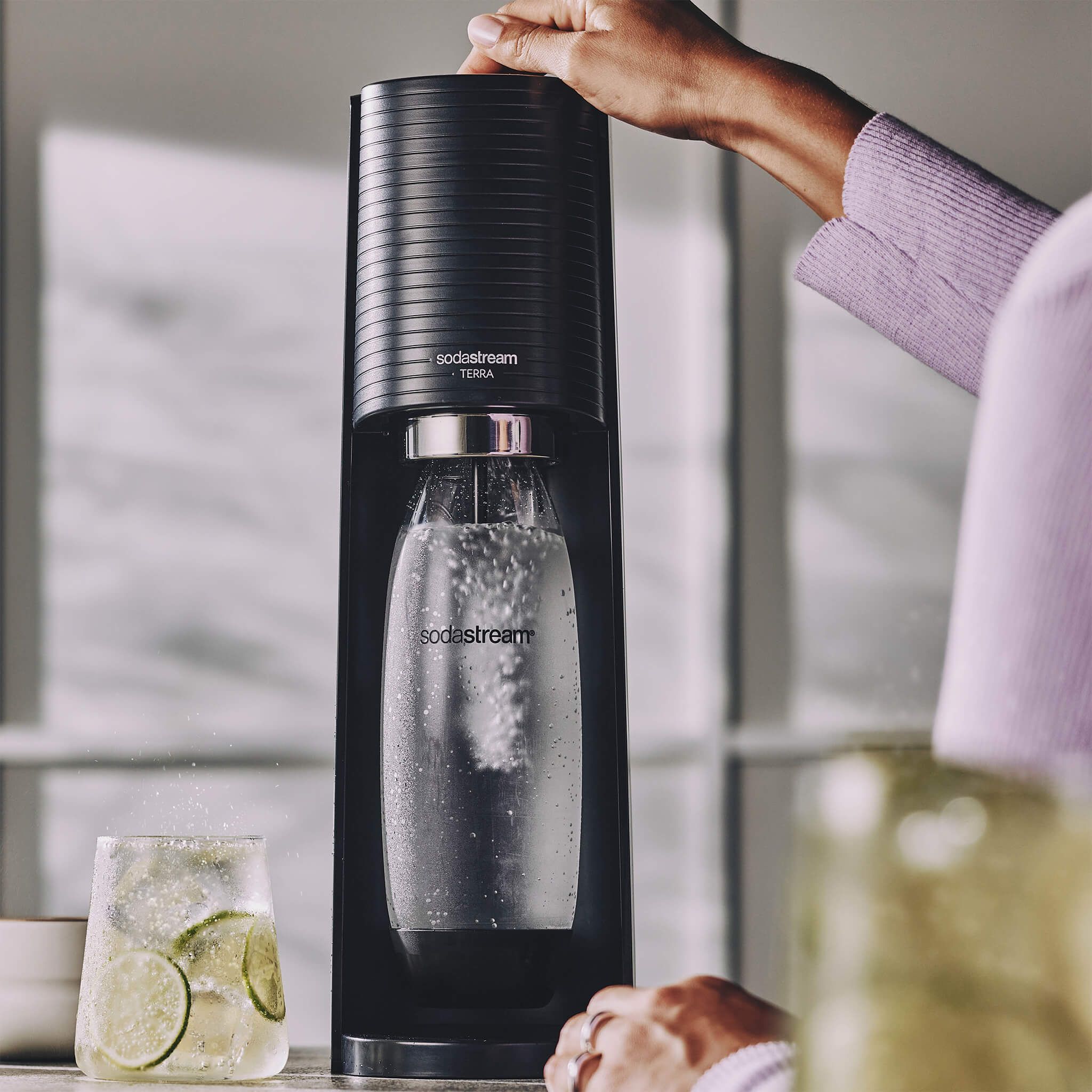Voir la diapositive 6 : SODASTREAM Machine de gazéification TERRA - Noir