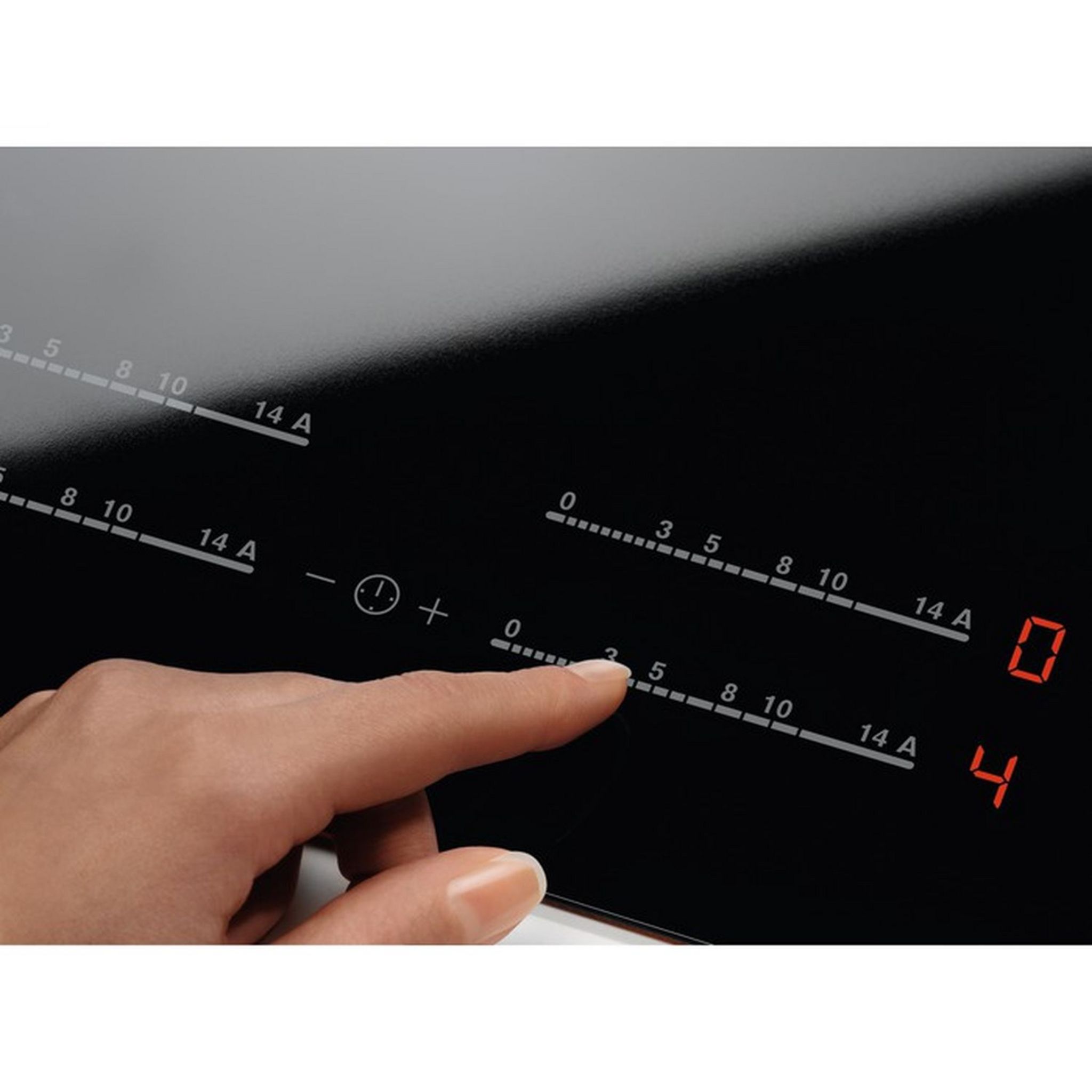 Voir la diapositive 4 : ELECTROLUX Table de cuisson vitrocéramique encastrable EHF6547FOK, 56 cm, 4 foyers