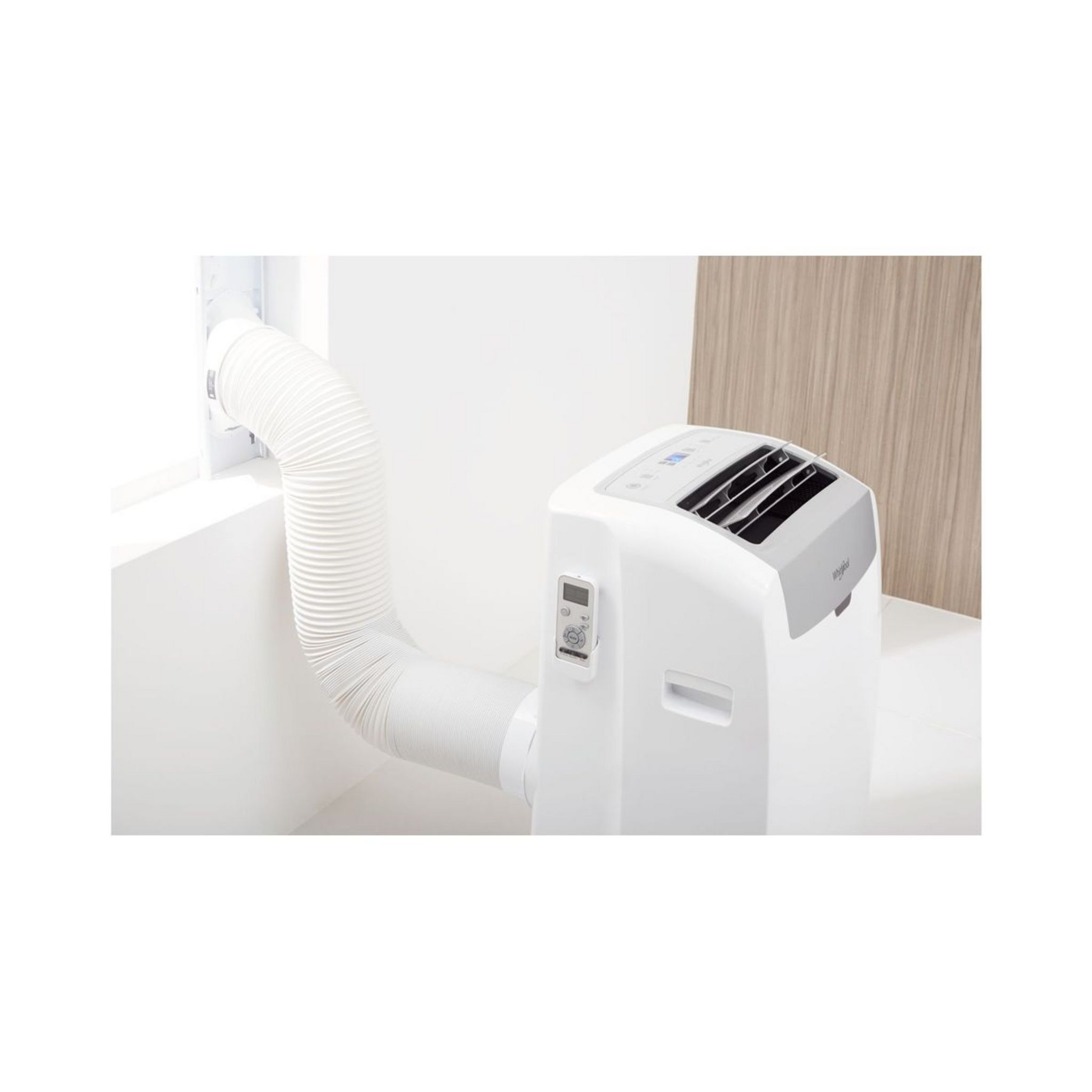 Voir la diapositive 2 : WHIRLPOOL Climatiseur mobile PACW212CO - Blanc