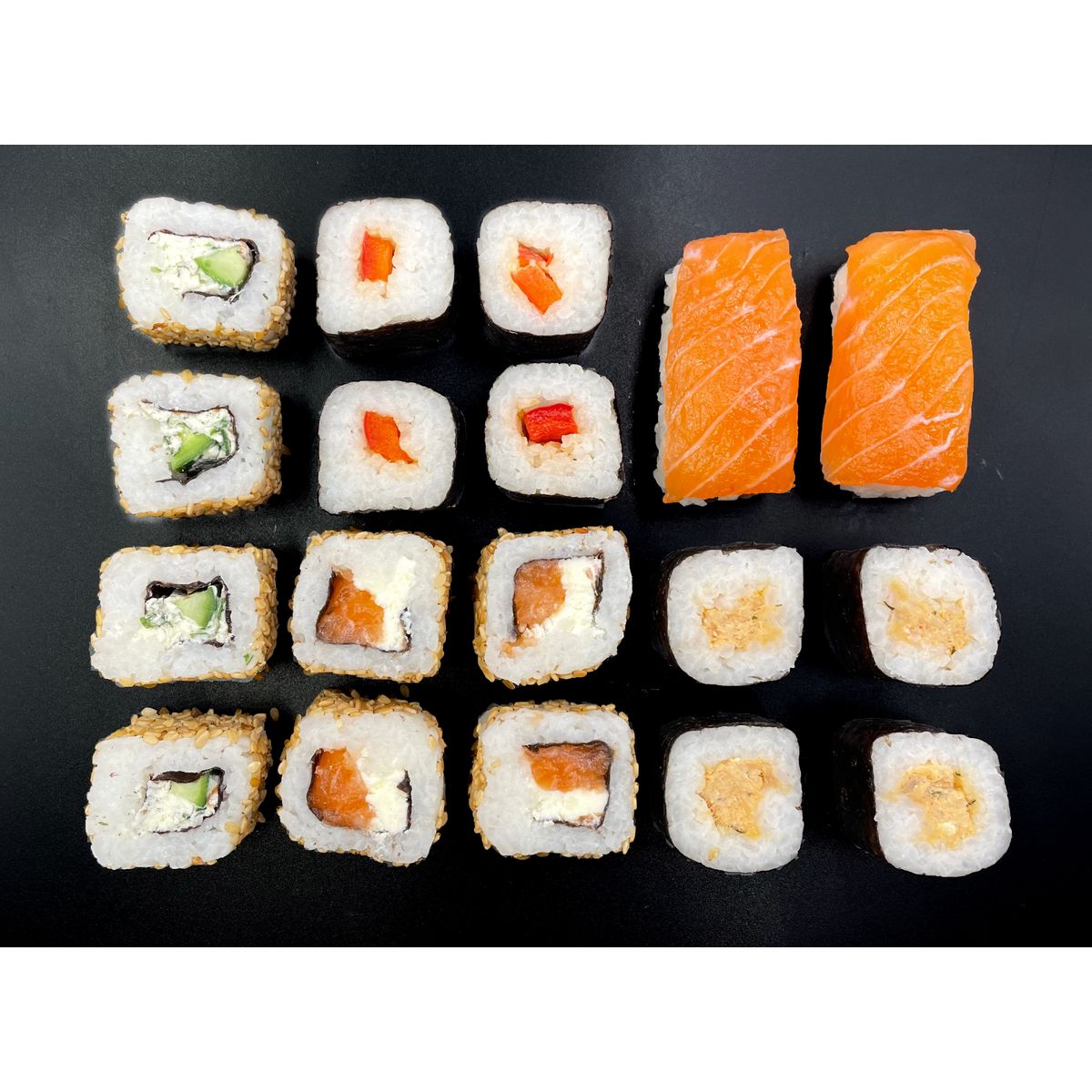 Maki, sushis et california Plateau Kyoyu 18 pièces 323g