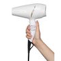 Voir la diapositive 4 : REMINGTON Sèche cheveux avec diffuseur fonction ionique AC7200W - Blanc