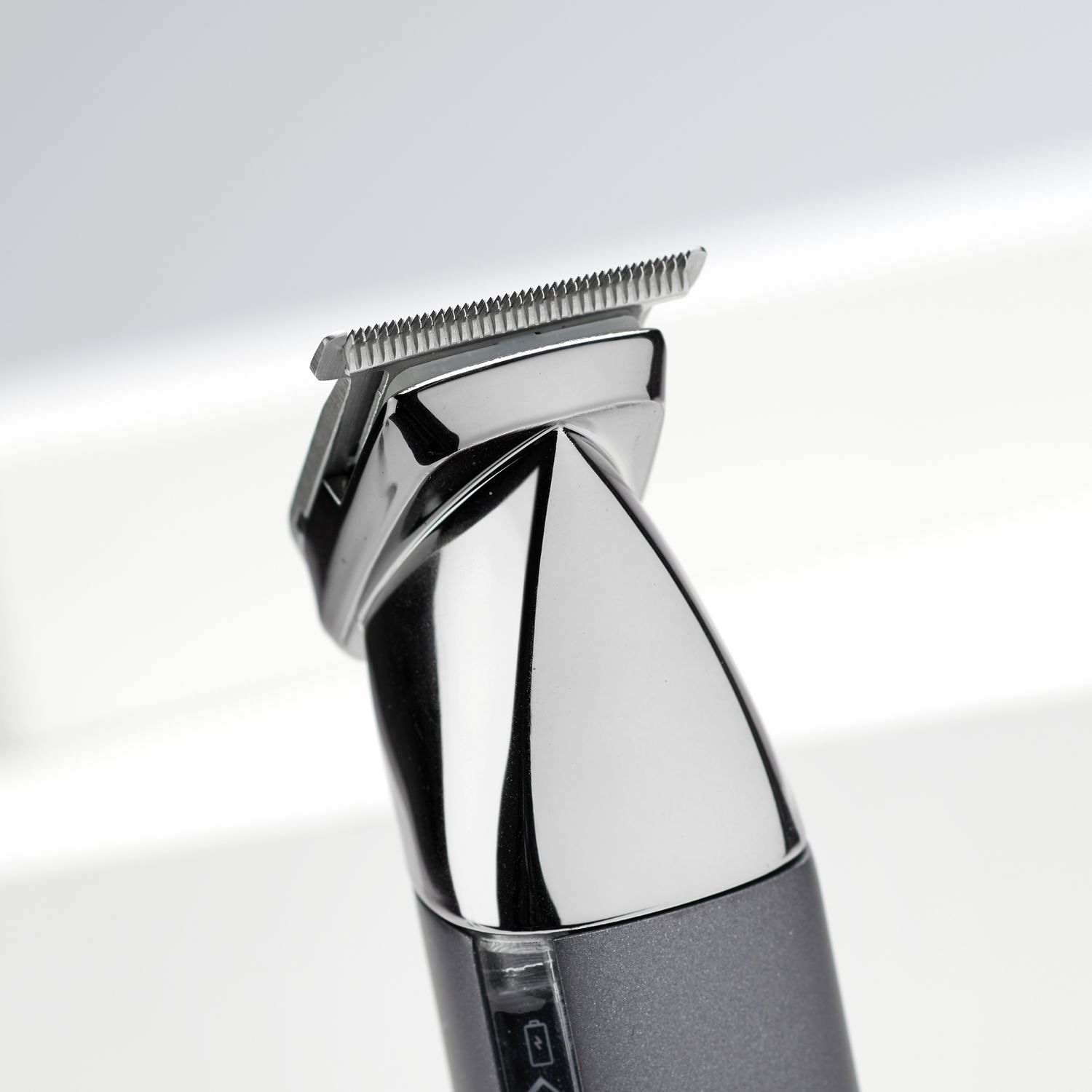 Voir la diapositive 6 : BABYLISS Tondeuse multi-usages 15 en 1 Super-X Metal Series MT996E - Gris