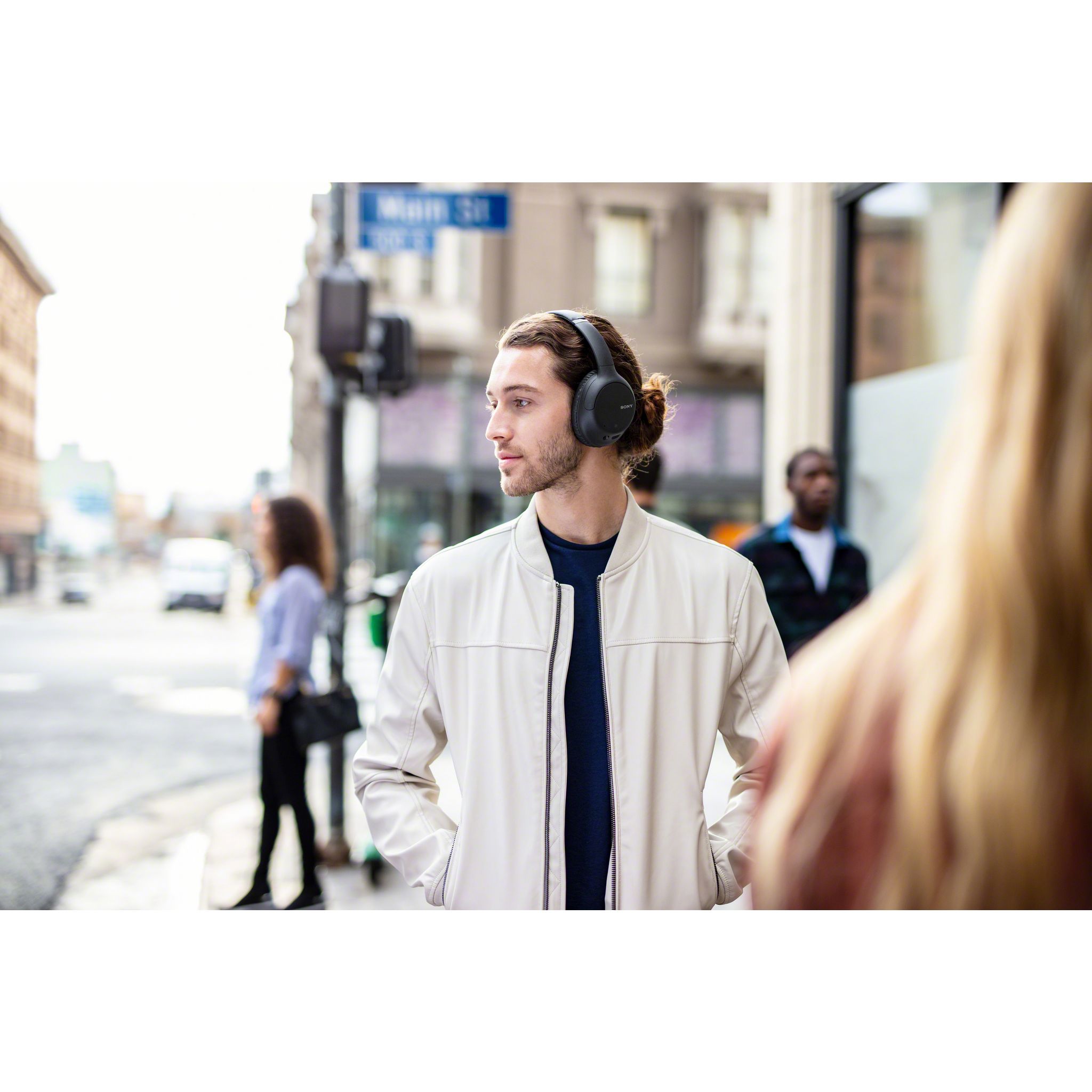 Voir la diapositive 9 : SONY Casque WH-CH710 - Noir