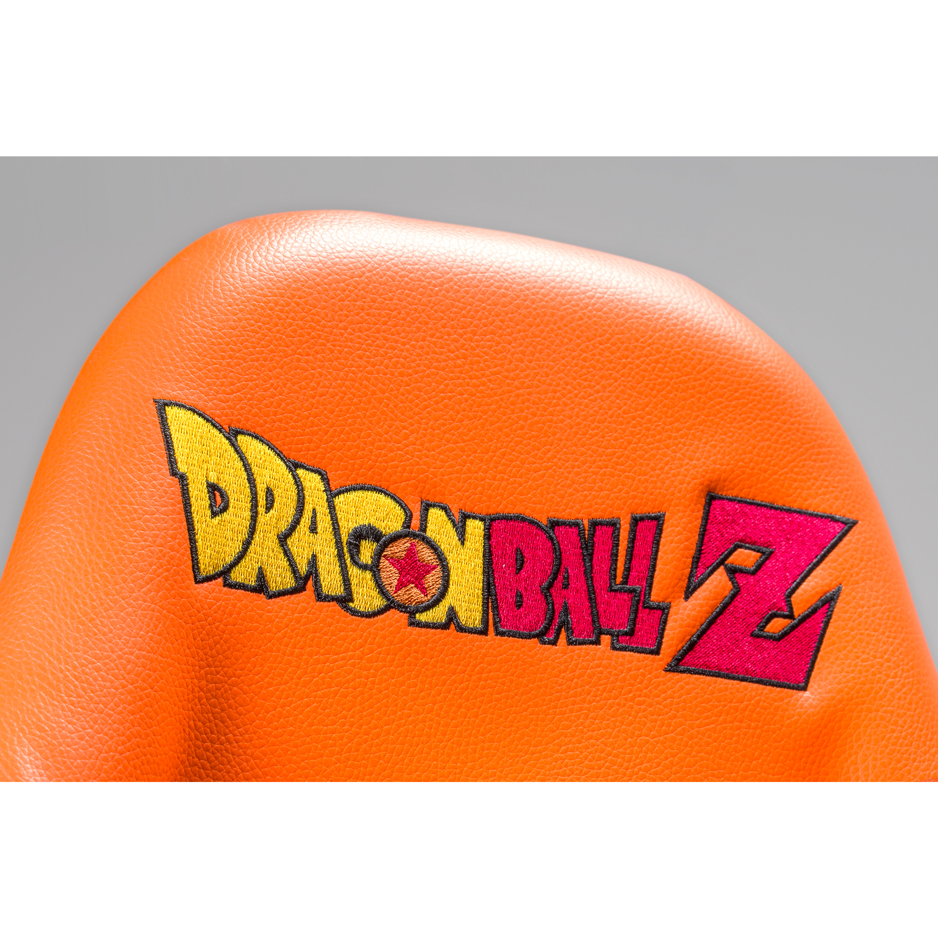 Voir la diapositive 7 : Siege Pro Gaming Dragon Ball Z