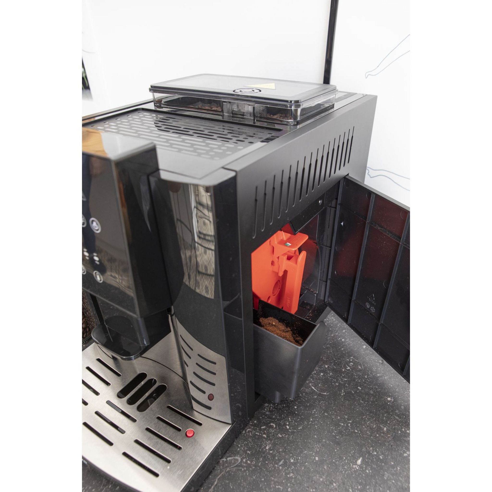 Voir la diapositive 7 : QILIVE Machine à café expresso avec broyeur à grain Q.5404 - Noir