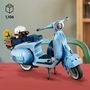 Voir la diapositive 3 : LEGO Creator 10298 - Vespa 125 - Bleu