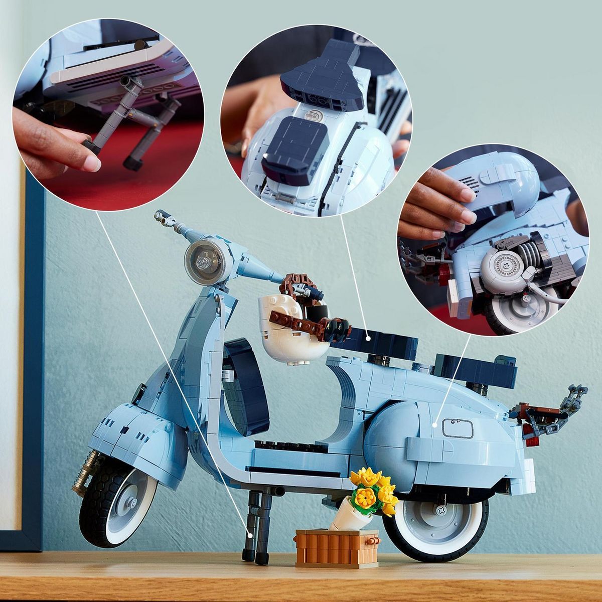 LEGO Creator 10298 - Vespa 125 - Bleu
