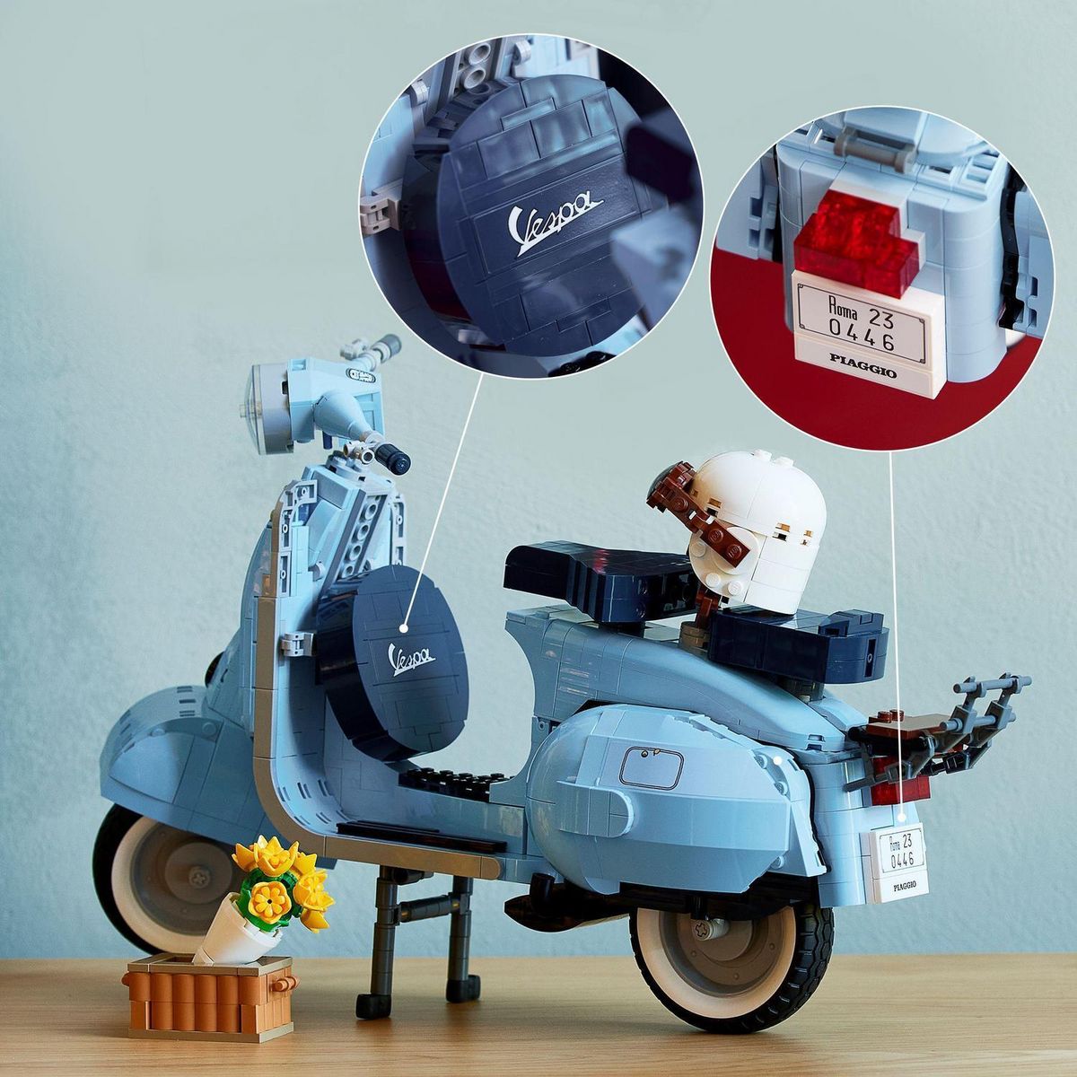 LEGO Creator 10298 - Vespa 125 - Bleu