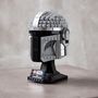 Voir la diapositive 3 : LEGO Star Wars 75328 - Le Casque du Mandalorien