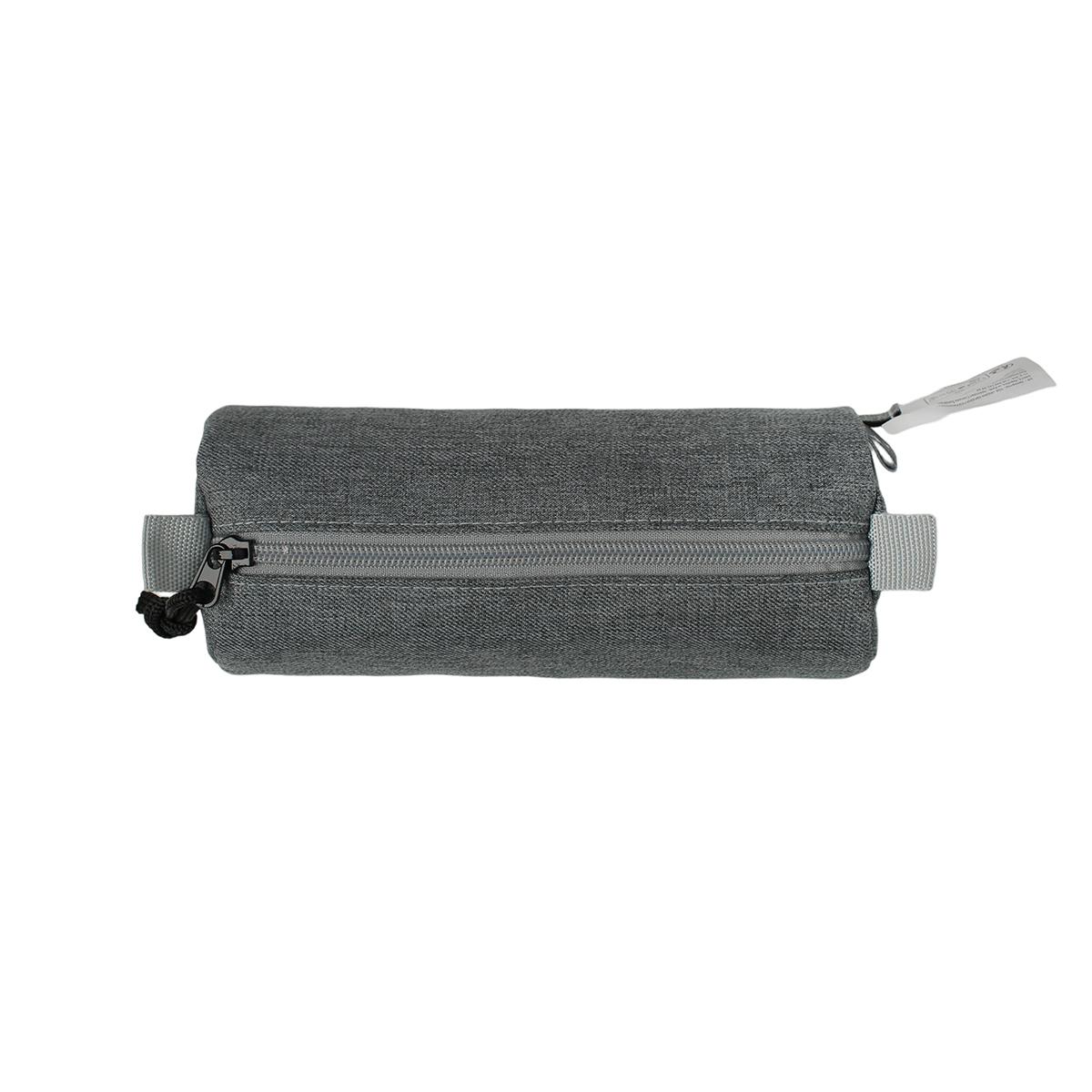 Voir la diapositive 3 : AUCHAN Trousse grise