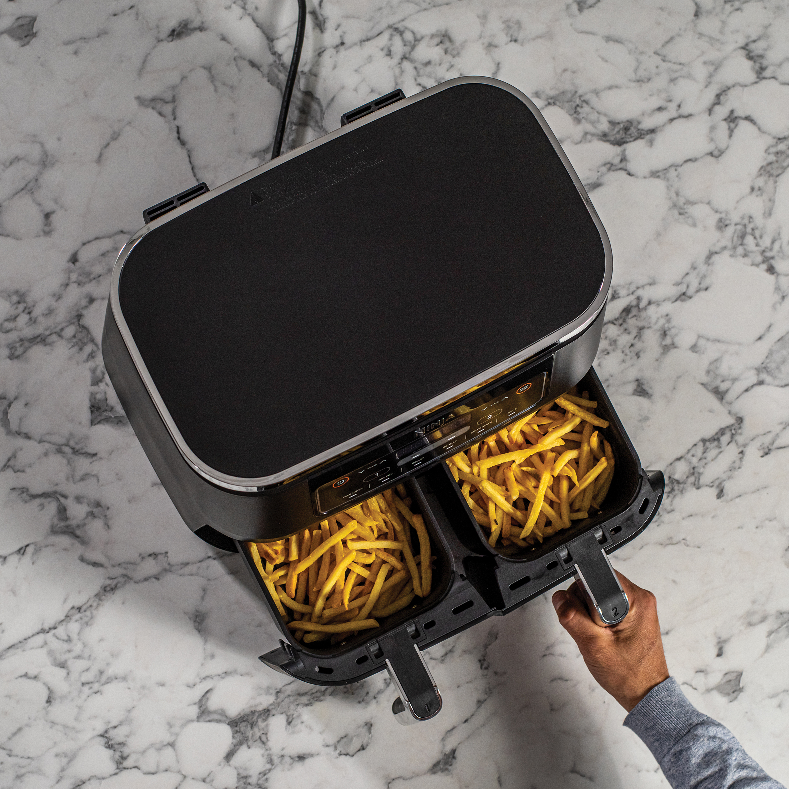Voir la diapositive 6 : NINJA Friteuse électrique sans huile à air chaud AF300EU - Noir