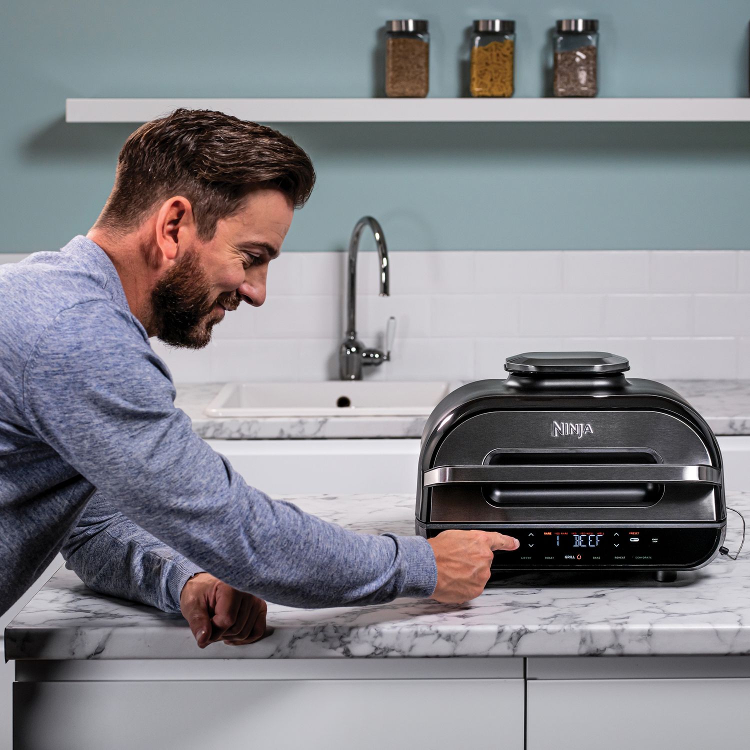 Voir la diapositive 9 : NINJA Grill AG551UK - Noir