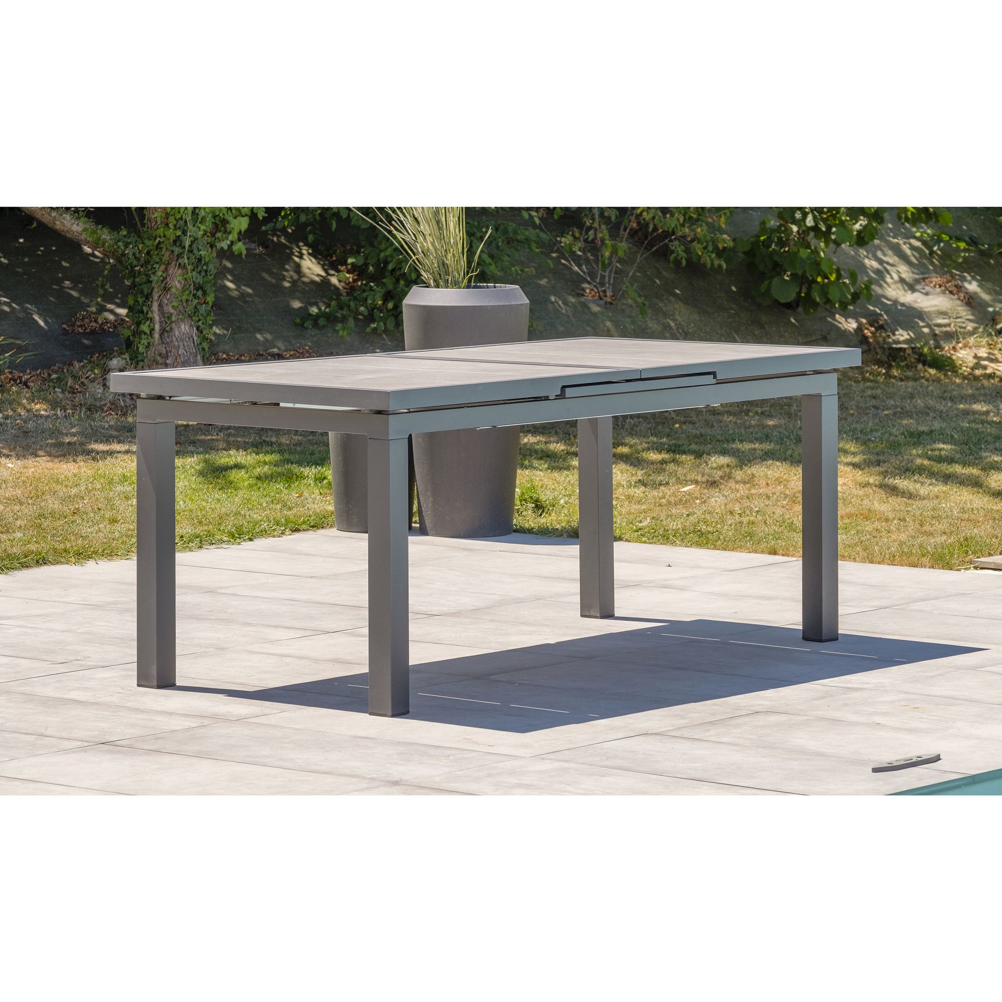 Voir la diapositive 3 : DCB GARDEN Salon de jardin extensible - 6/10 places - Aluminium - Anthracite - VENISE