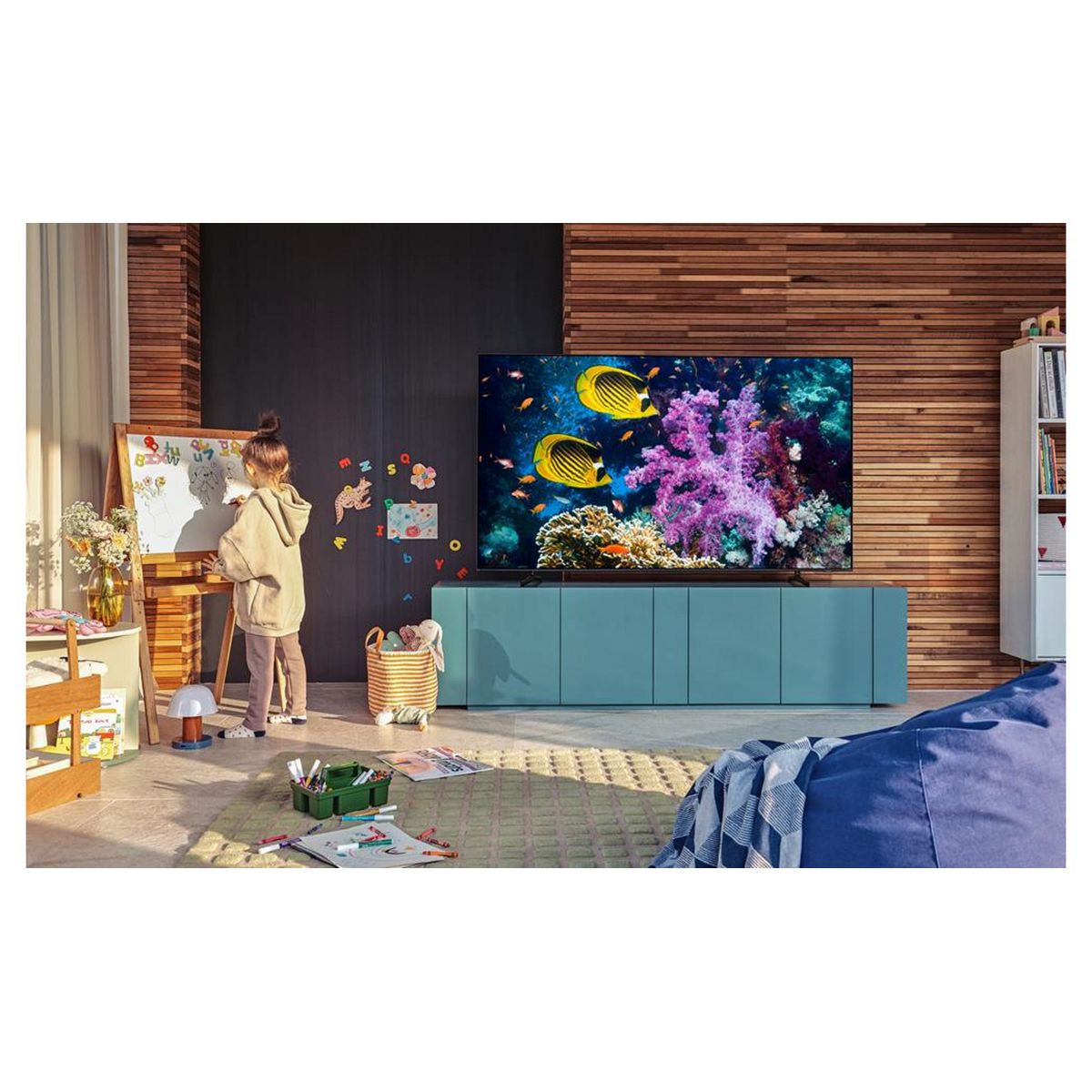 Voir la diapositive 5 : SAMSUNG TV QLED 4K QE70Q60AA Ultra HD 176 cm Smart TV