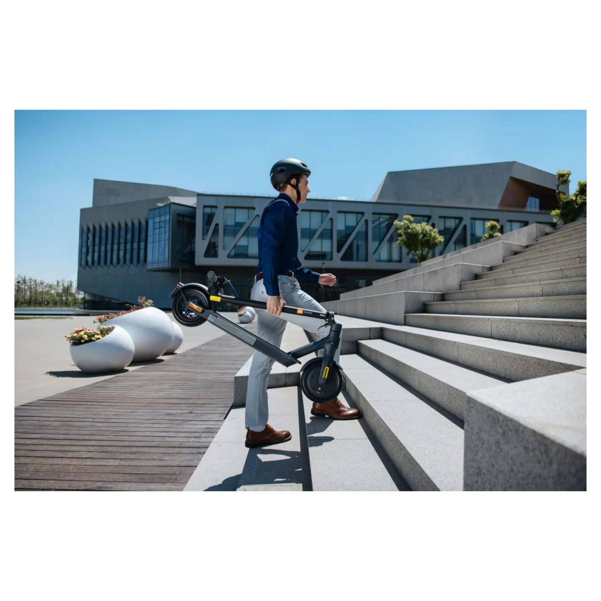 Voir la diapositive 9 : XIAOMI XIAOMI Trottinette électrique Mi Electric Scooter 3 - Noir