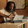 Voir la diapositive 4 : APPLE iPad (2021) 10.2 pouces - 256 Go - Argent