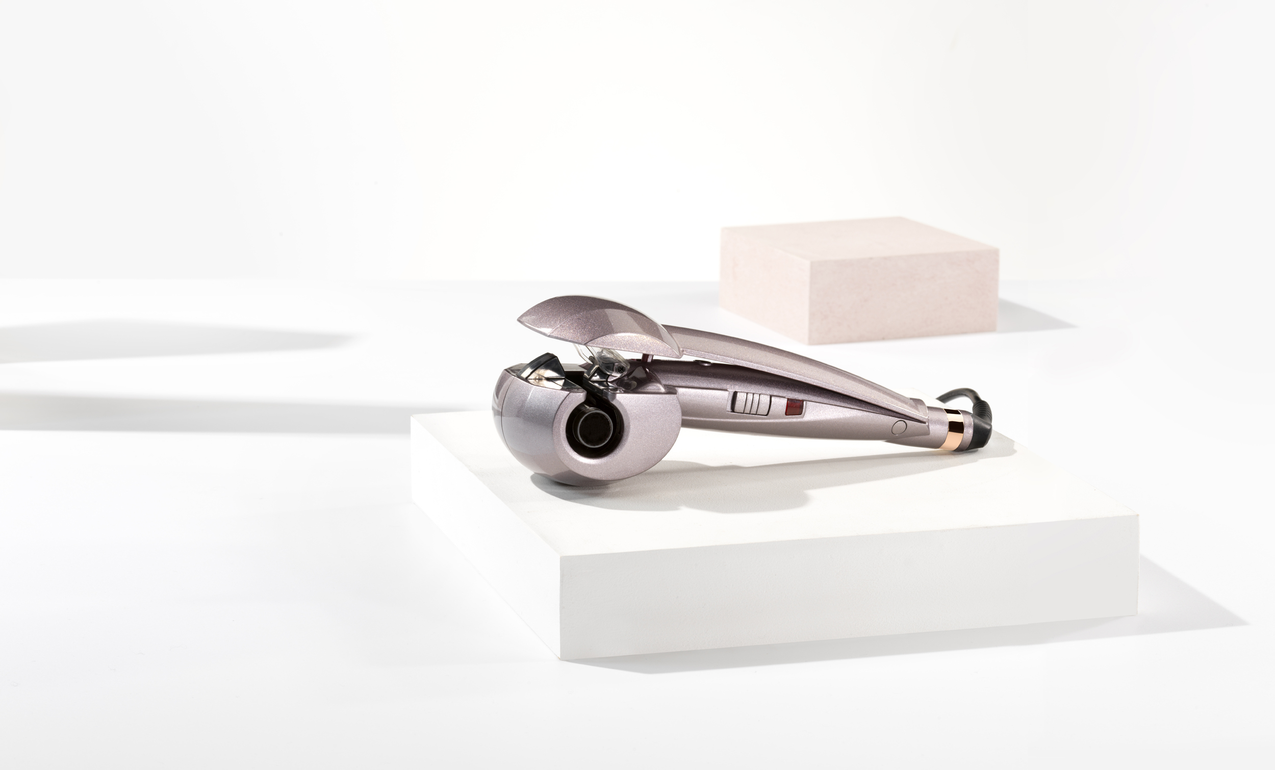 Voir la diapositive 2 : BABYLISS Boucleur automatique 2660NPE - Gris argent
