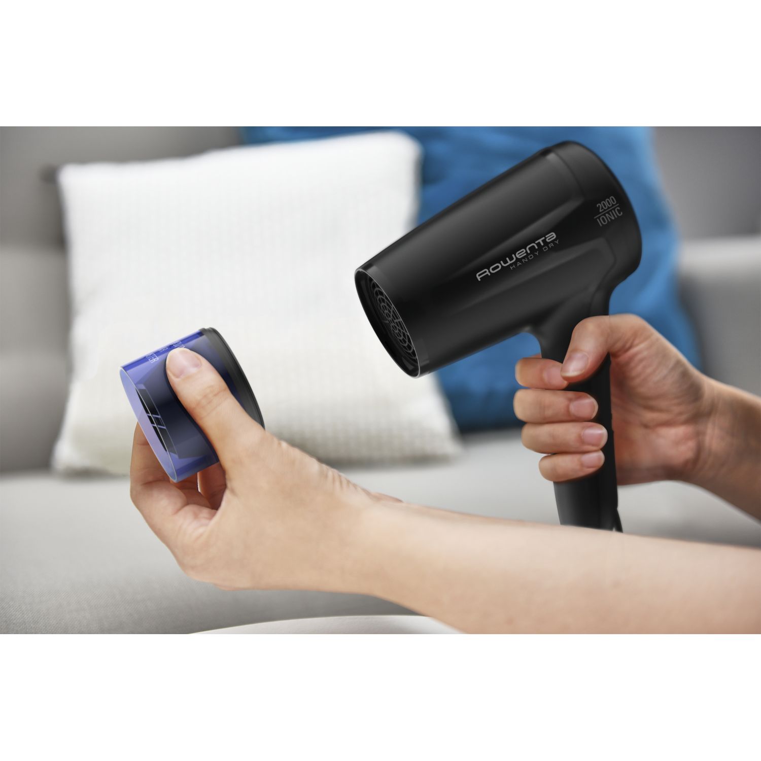 Voir la diapositive 6 : ROWENTA Sèche cheveux avec diffuseur CV1635F0 - Noir et bleu