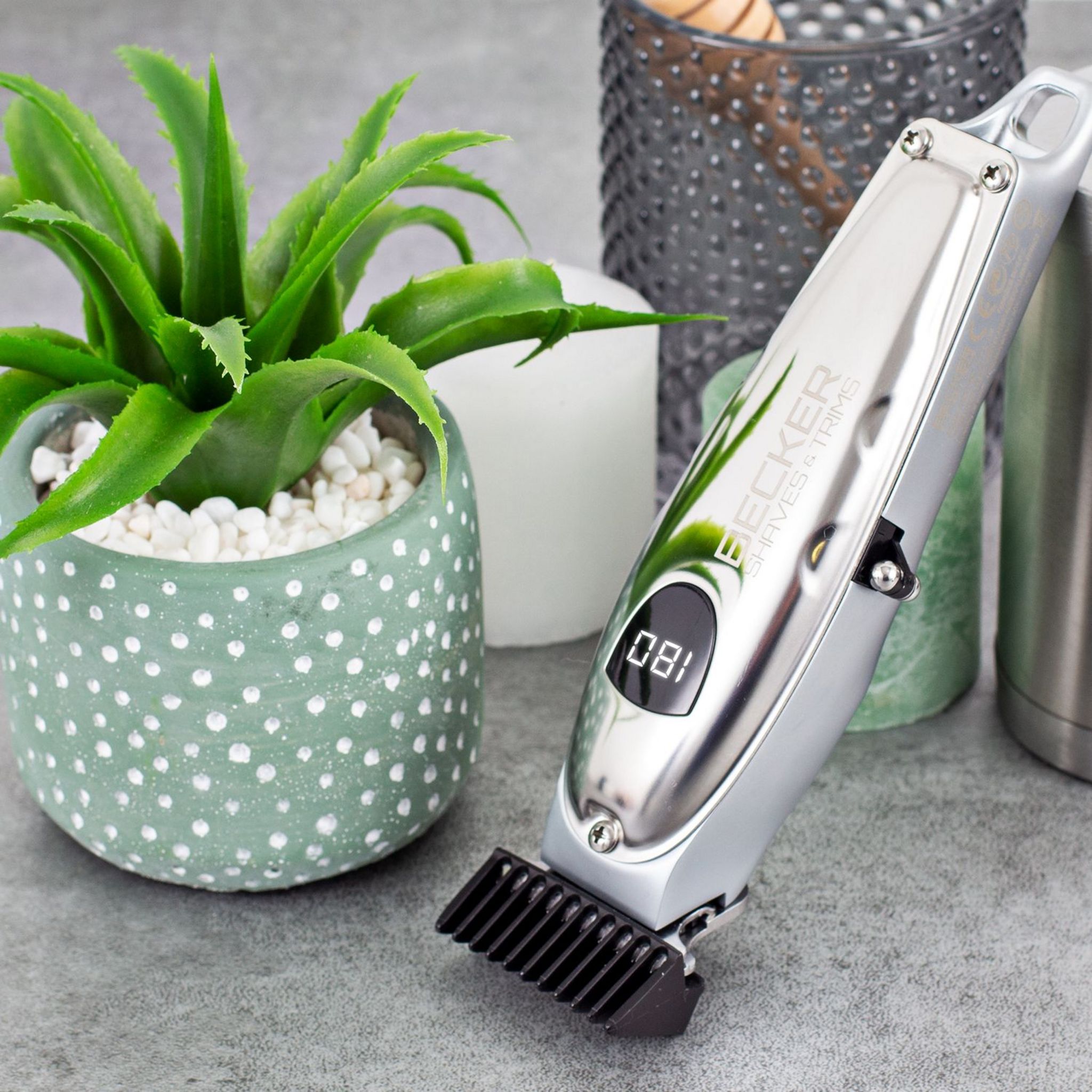 Voir la diapositive 8 : BECKER SHAVES & TRIMS Tondeuse cheveux VMAXBOX - Argent