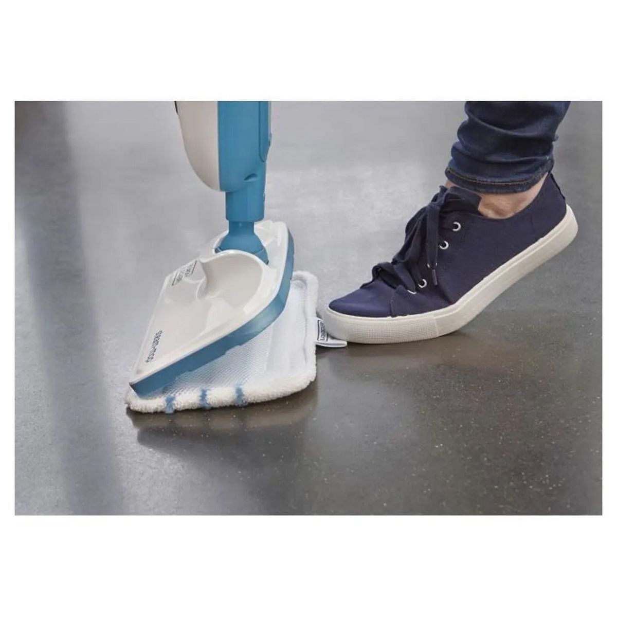 BLACK ET DECKER Balai vapeur FSM13E2-QS - Blanc