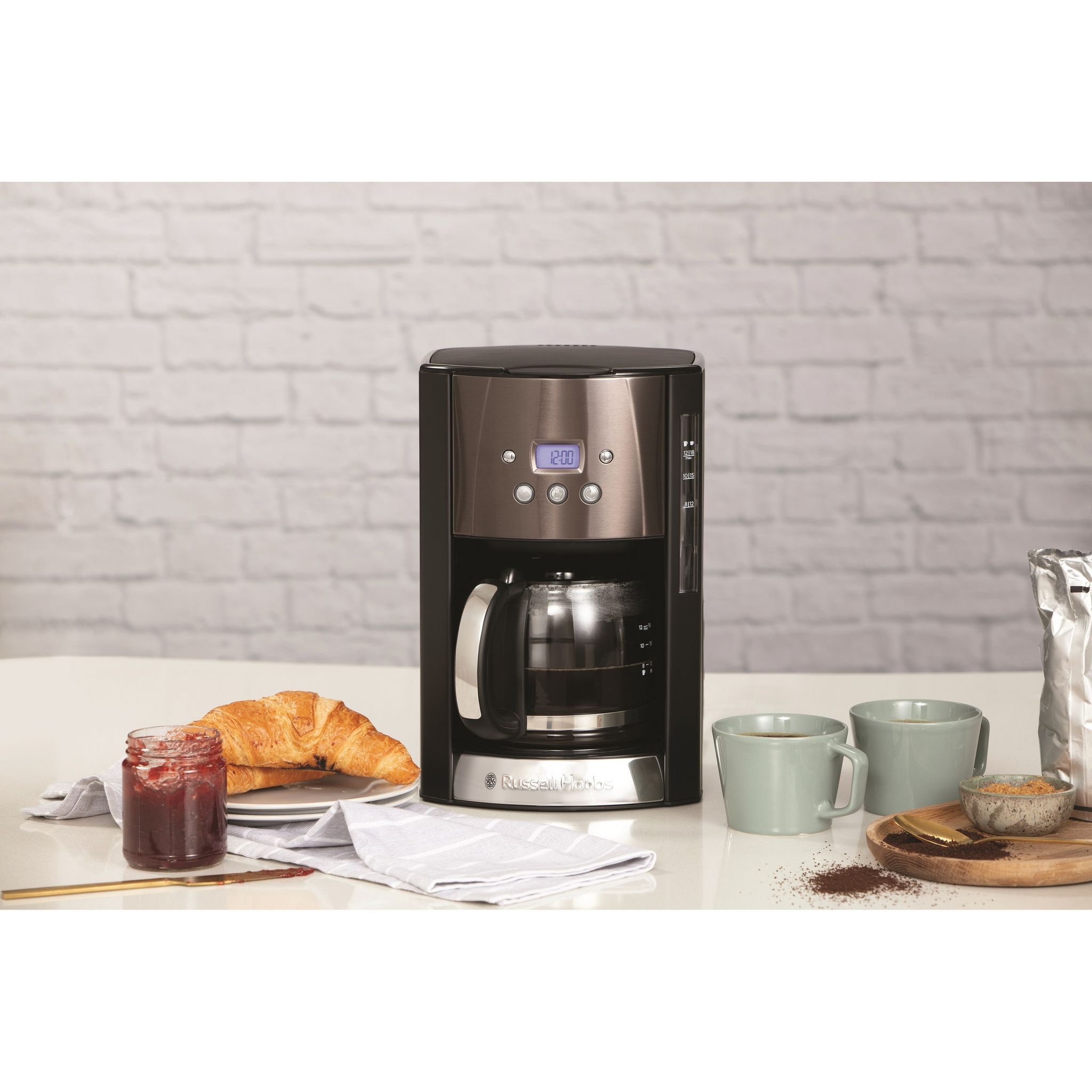 Voir la diapositive 3 : RUSSELL HOBBS Cafetière à filtre programmable 26160-56 - Noir