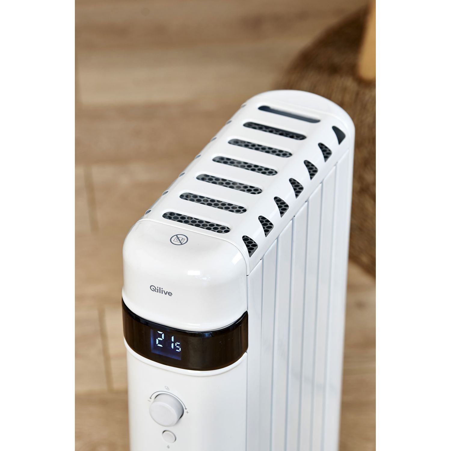 Voir la diapositive 2 : QILIVE Chauffage électrique Q.6117 - Blanc