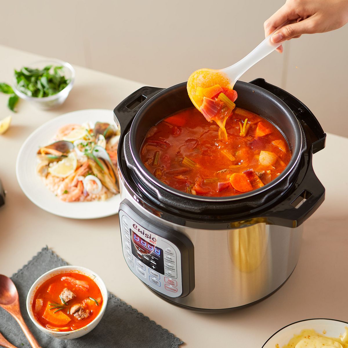 KITCHENCOOK Robot cuiseur CUISIOBOT - Noir et Argent