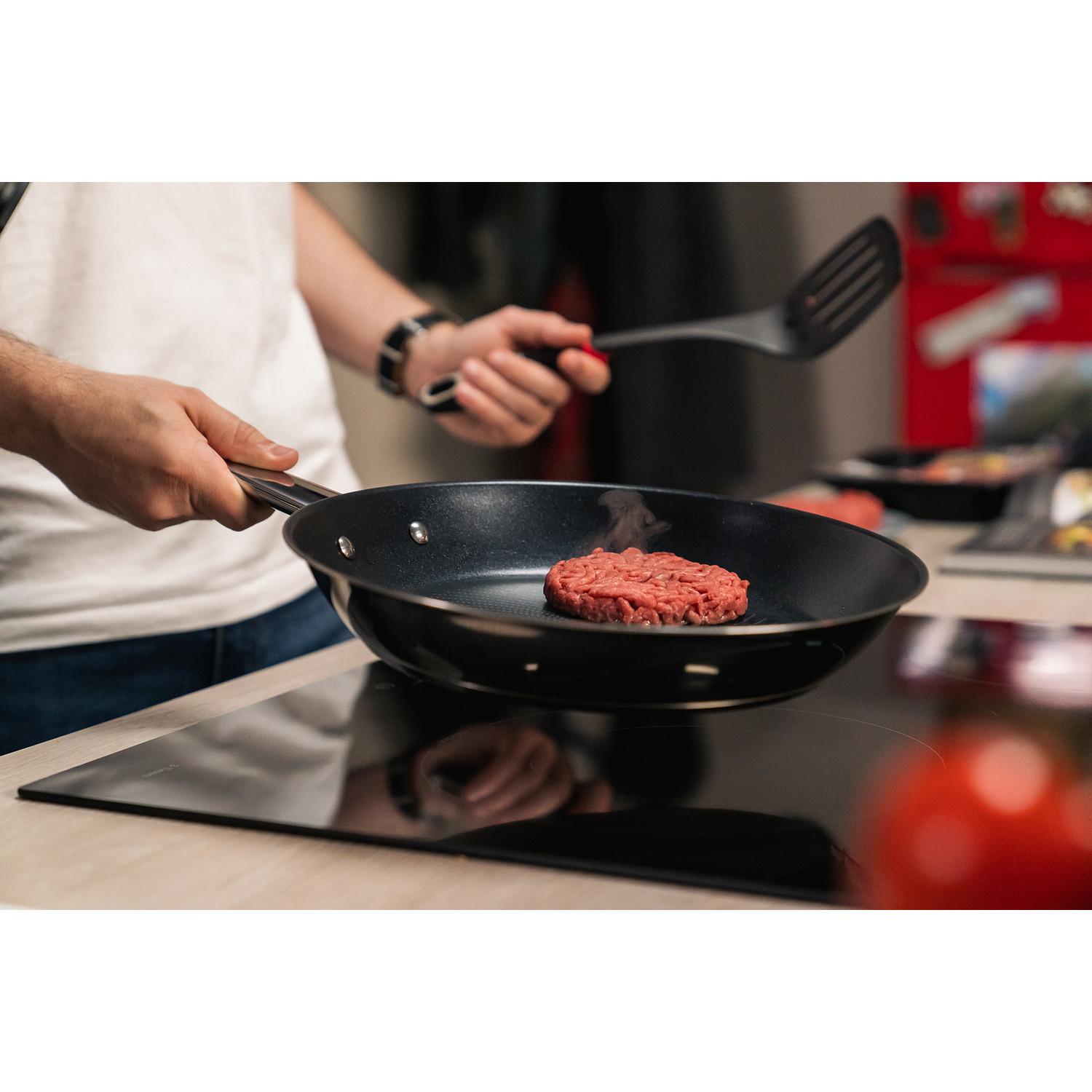Voir la diapositive 6 : TEFAL Poêle 20cm inox non revêtu tous feux dont induction COOK EAT