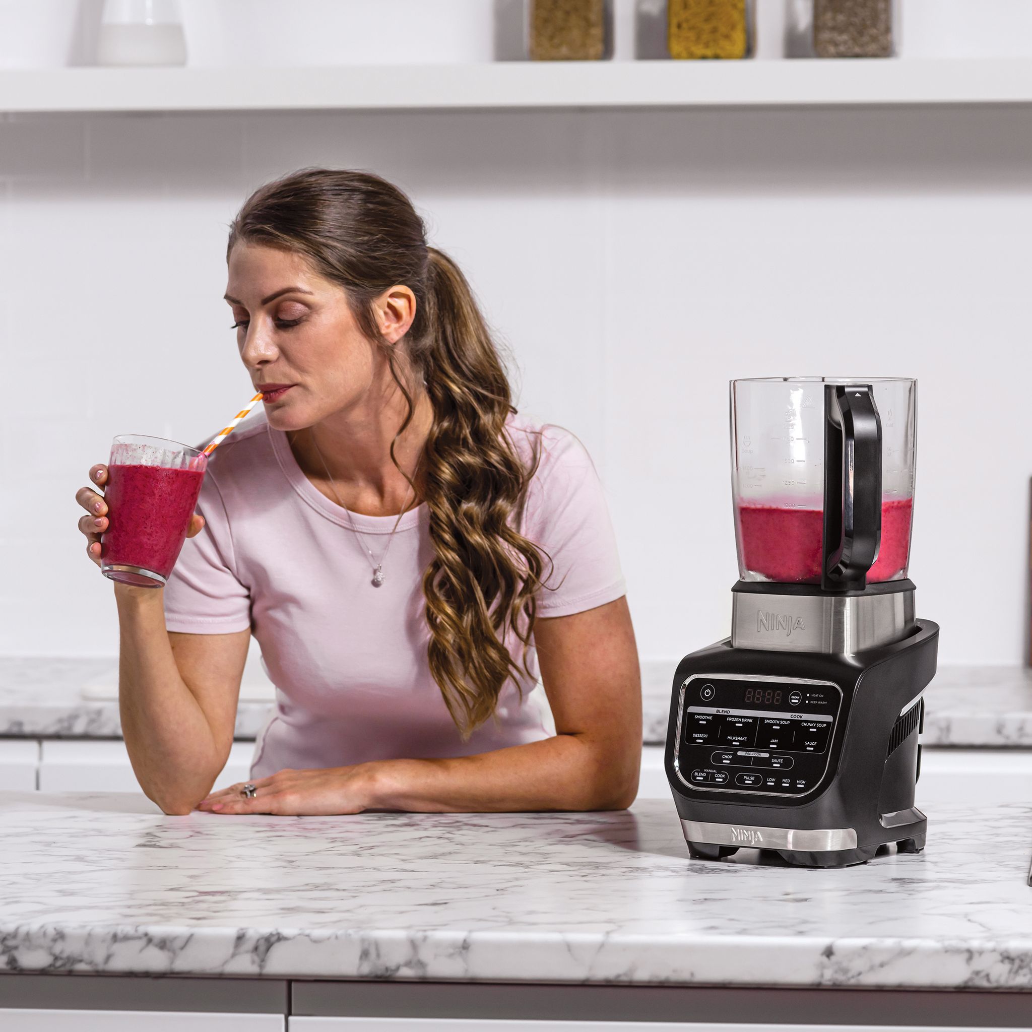 Voir la diapositive 6 : NINJA Blender chauffant bol en verre HB150EU Auto iQ - Noir