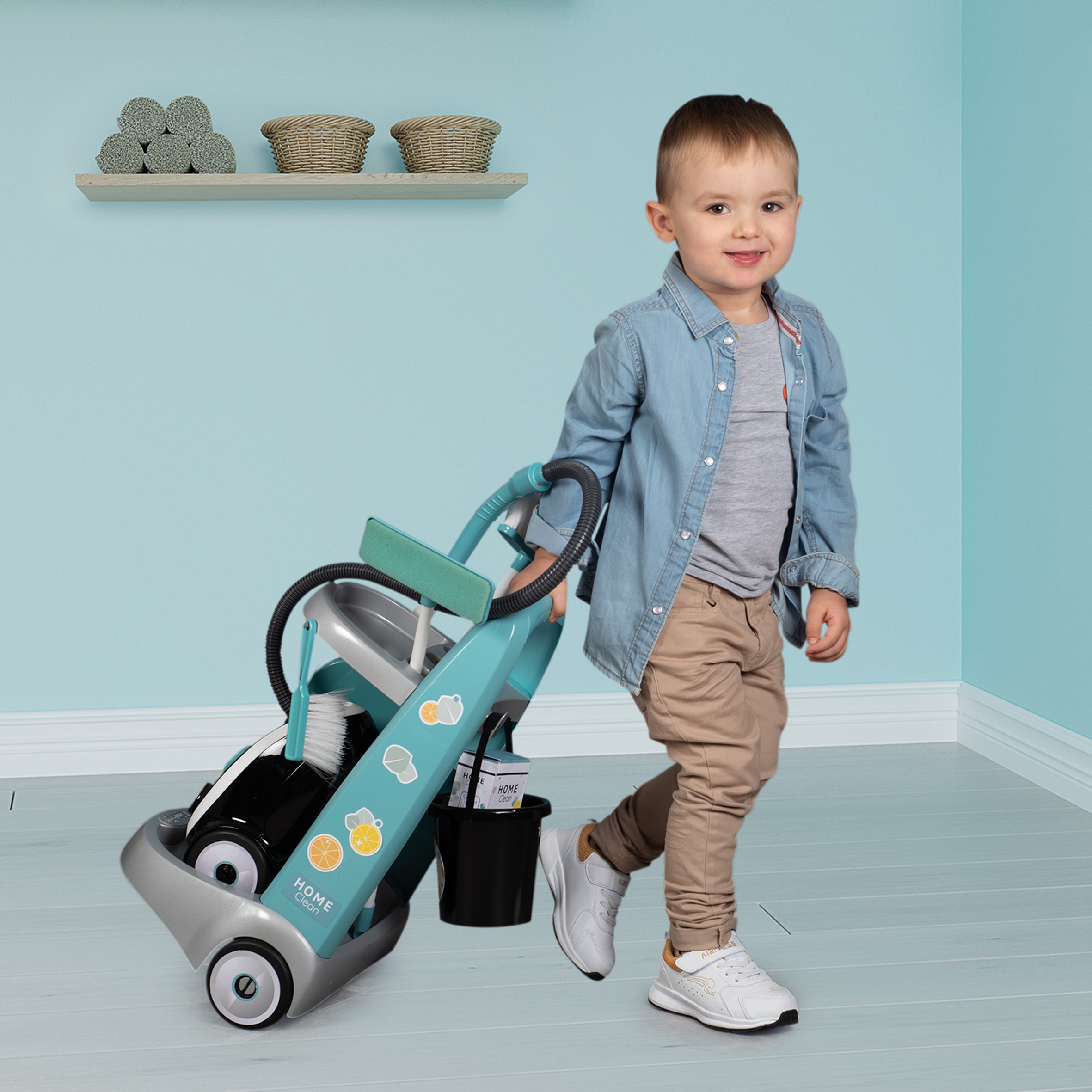 Voir la diapositive 5 : SMOBY Chariot de ménage avec aspirateur