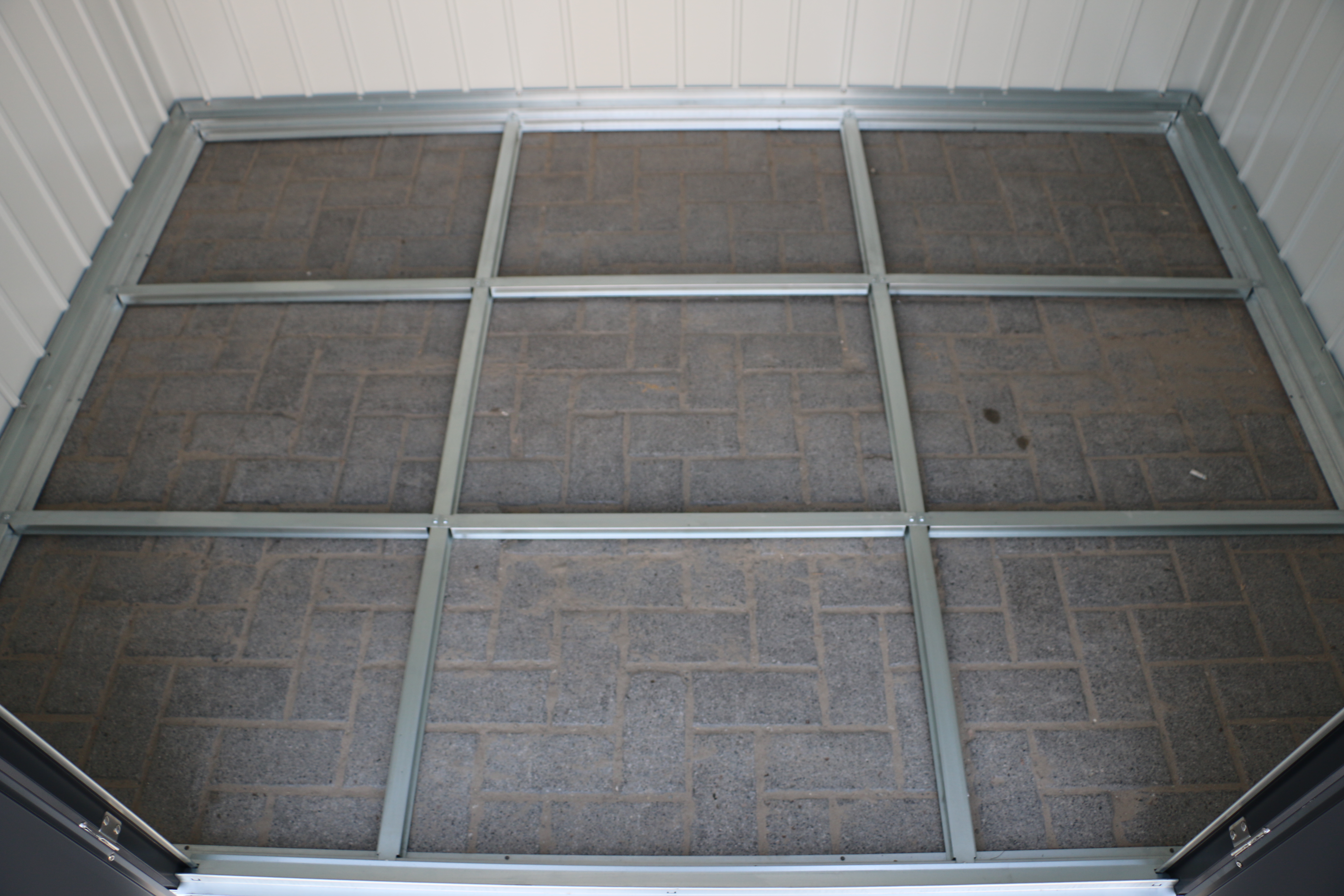 Voir la diapositive 6 : DURAMAX Abri de jardin métal Anthracite - Monopente - 5,22m² - MODERN