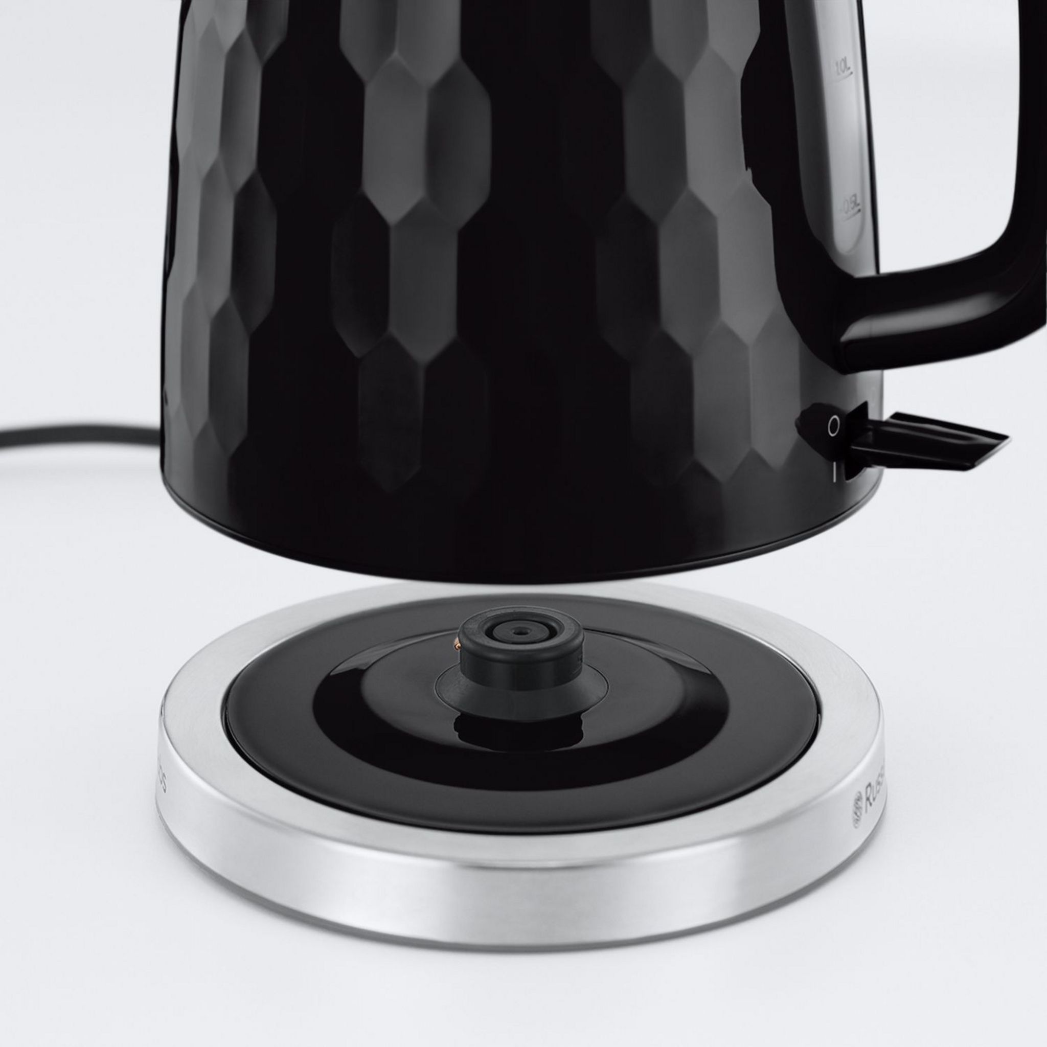 Voir la diapositive 6 : RUSSELL HOBBS Bouilloire électrique HONEYCOMB 26051-70 - Noir
