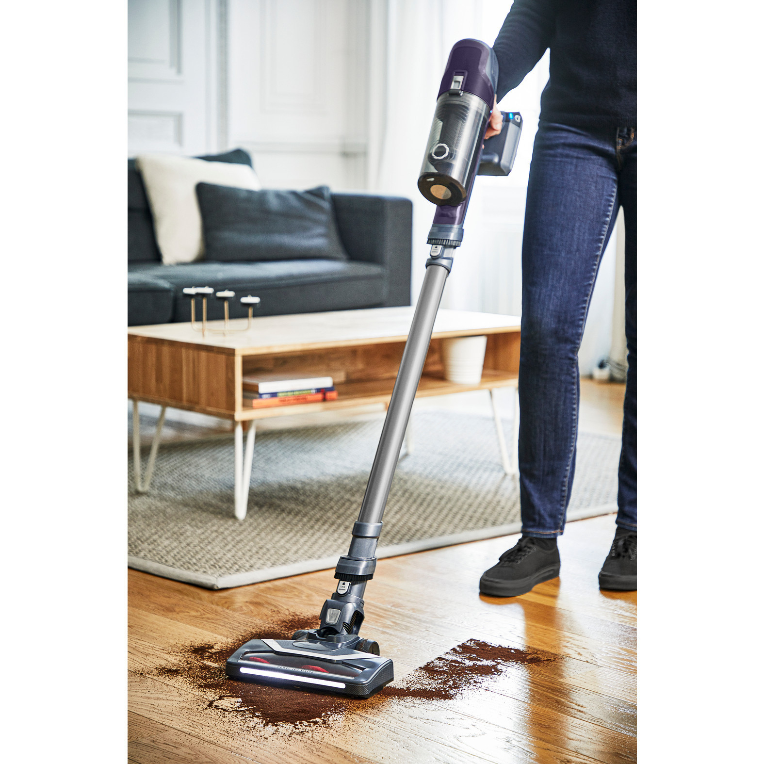 Voir la diapositive 7 : ROWENTA Aspirateur balai RH6837WO - Violet