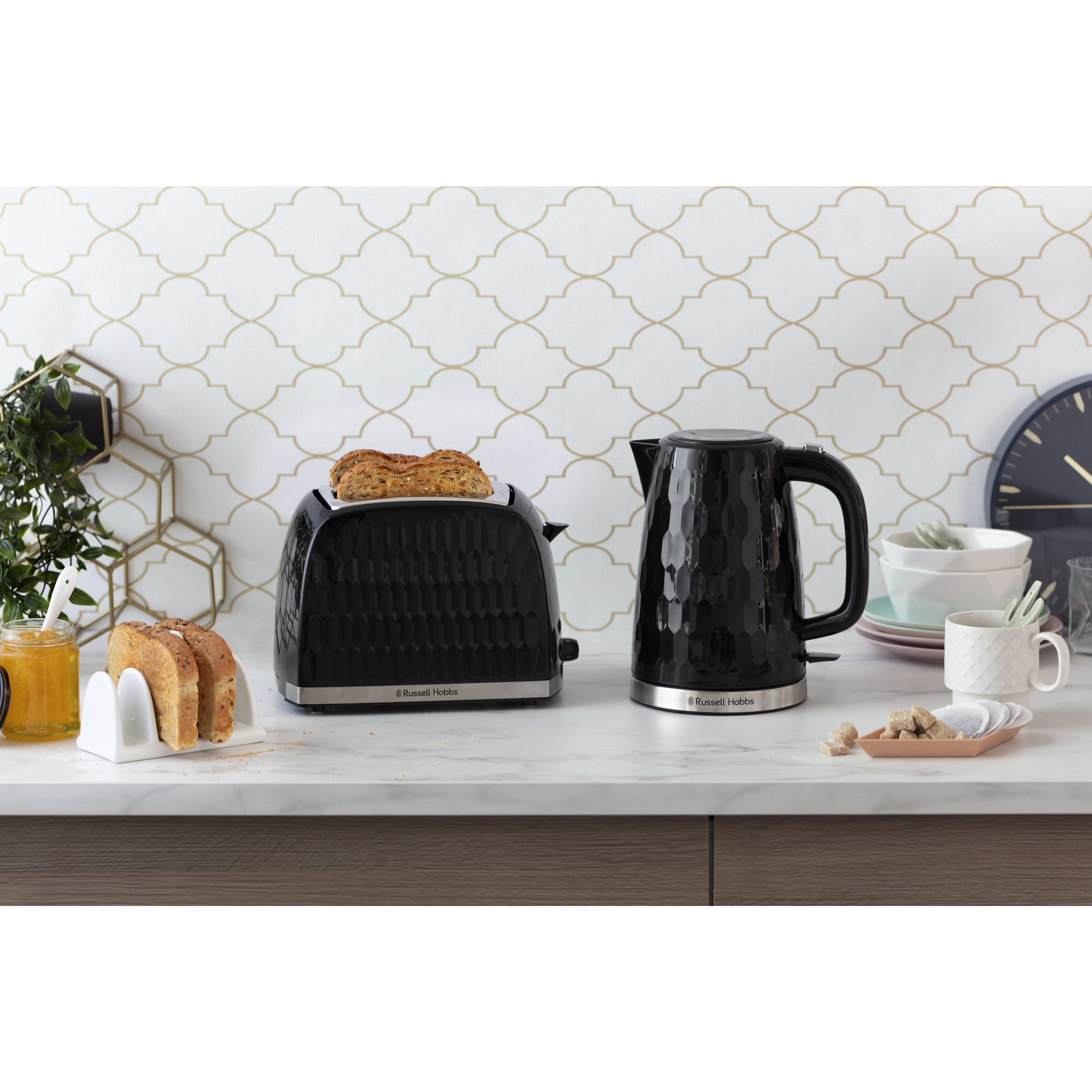 Voir la diapositive 3 : RUSSELL HOBBS Grille pain 26061-56 - Noir