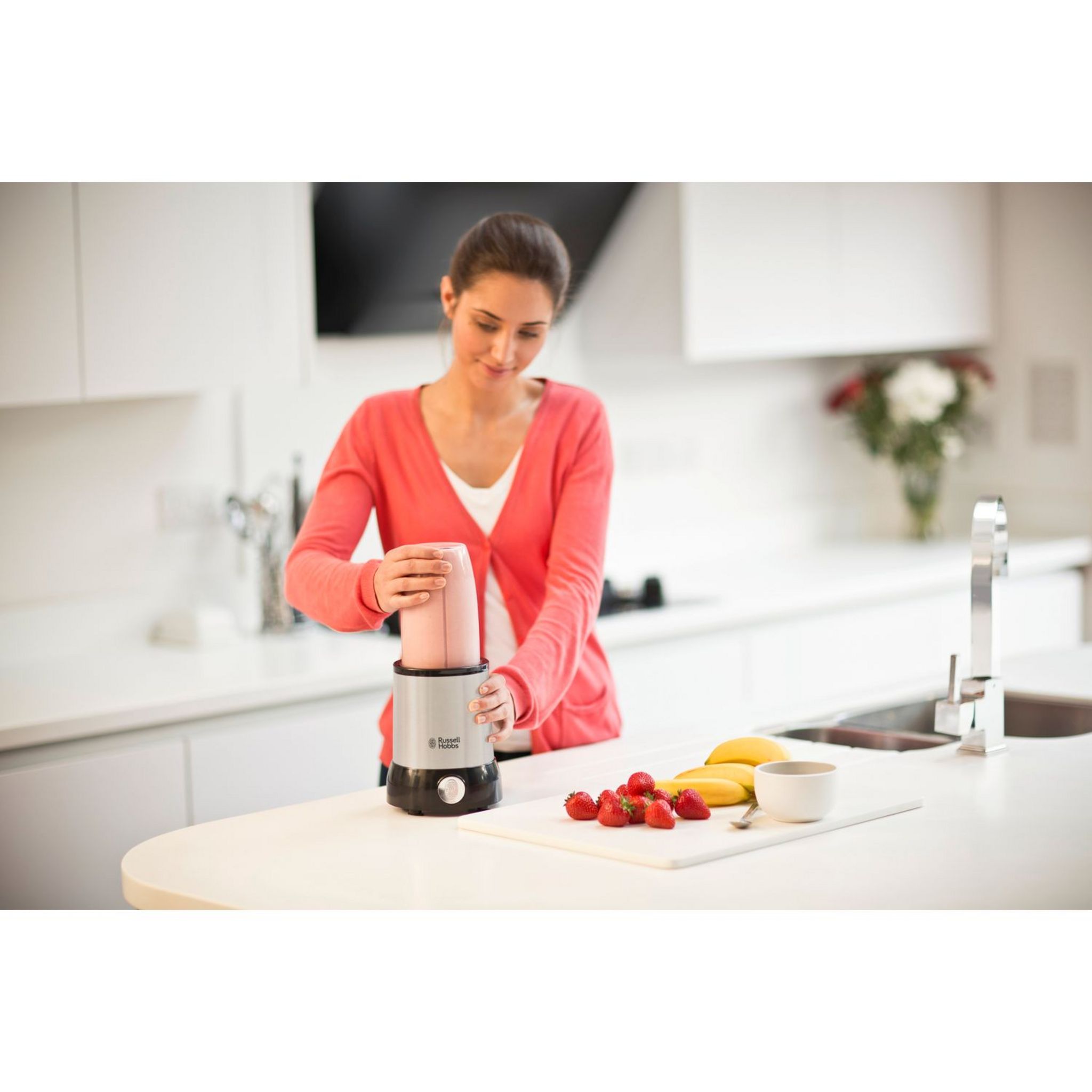 Voir la diapositive 3 : RUSSELL HOBBS Blender 23180-56 - Noir