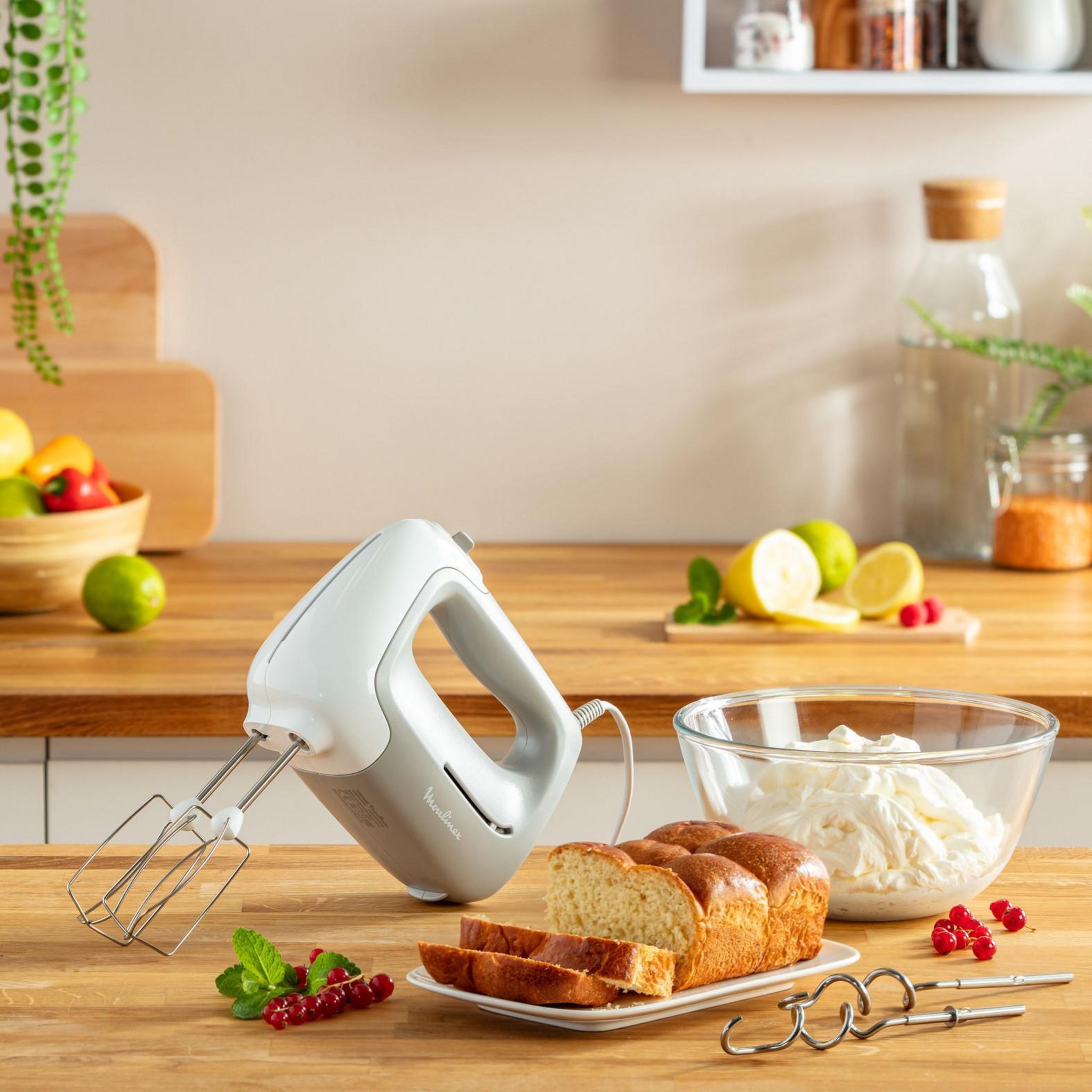 Voir la diapositive 9 : MOULINEX Batteur électrique Prep'Mix HM450B10 - Poivre